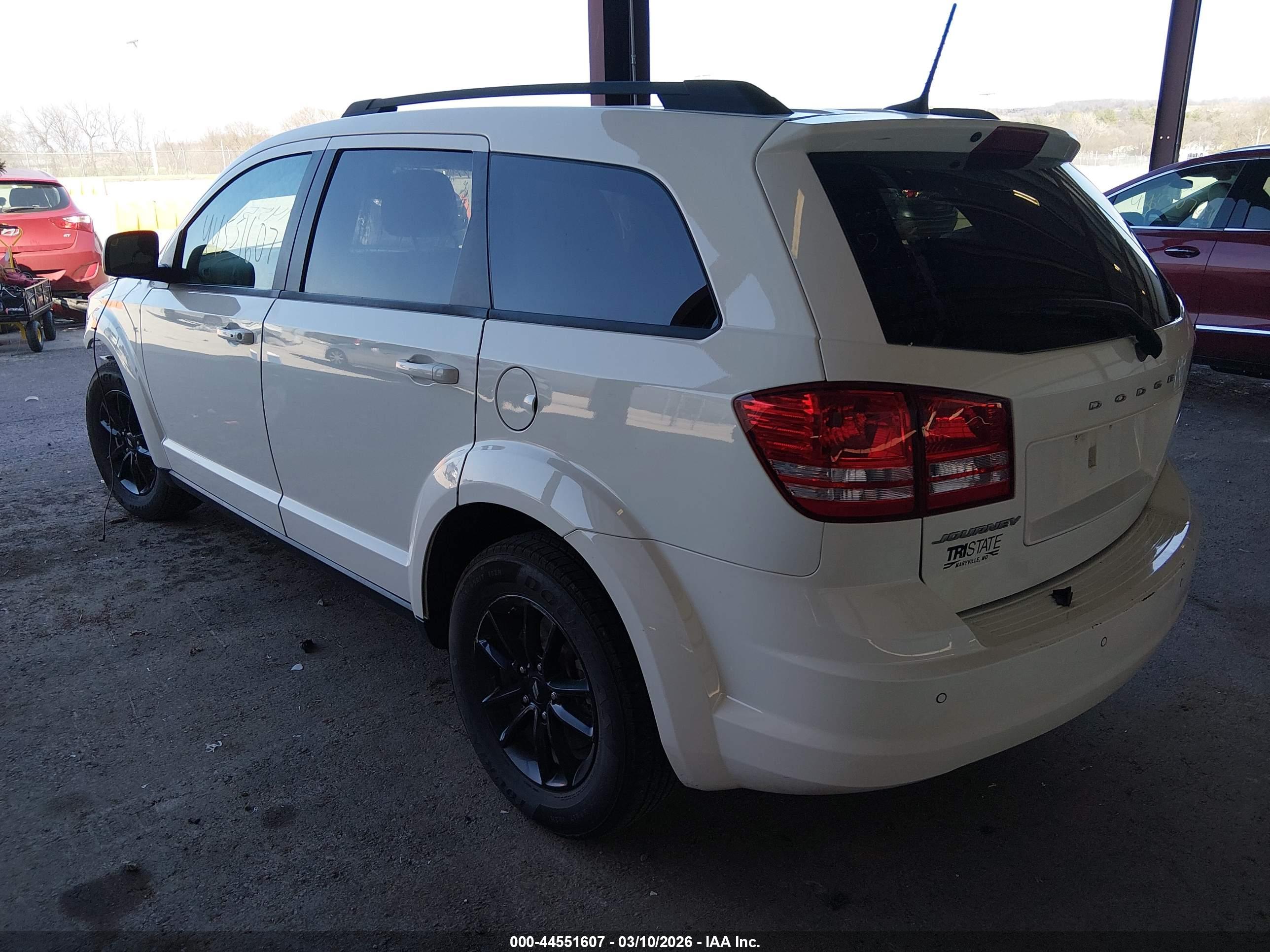 DODGE JOURNEY image 3