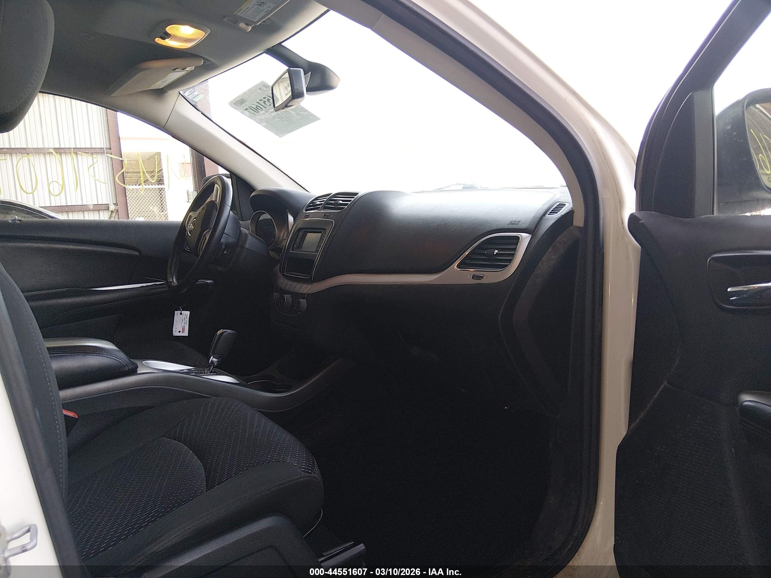 DODGE JOURNEY image 5