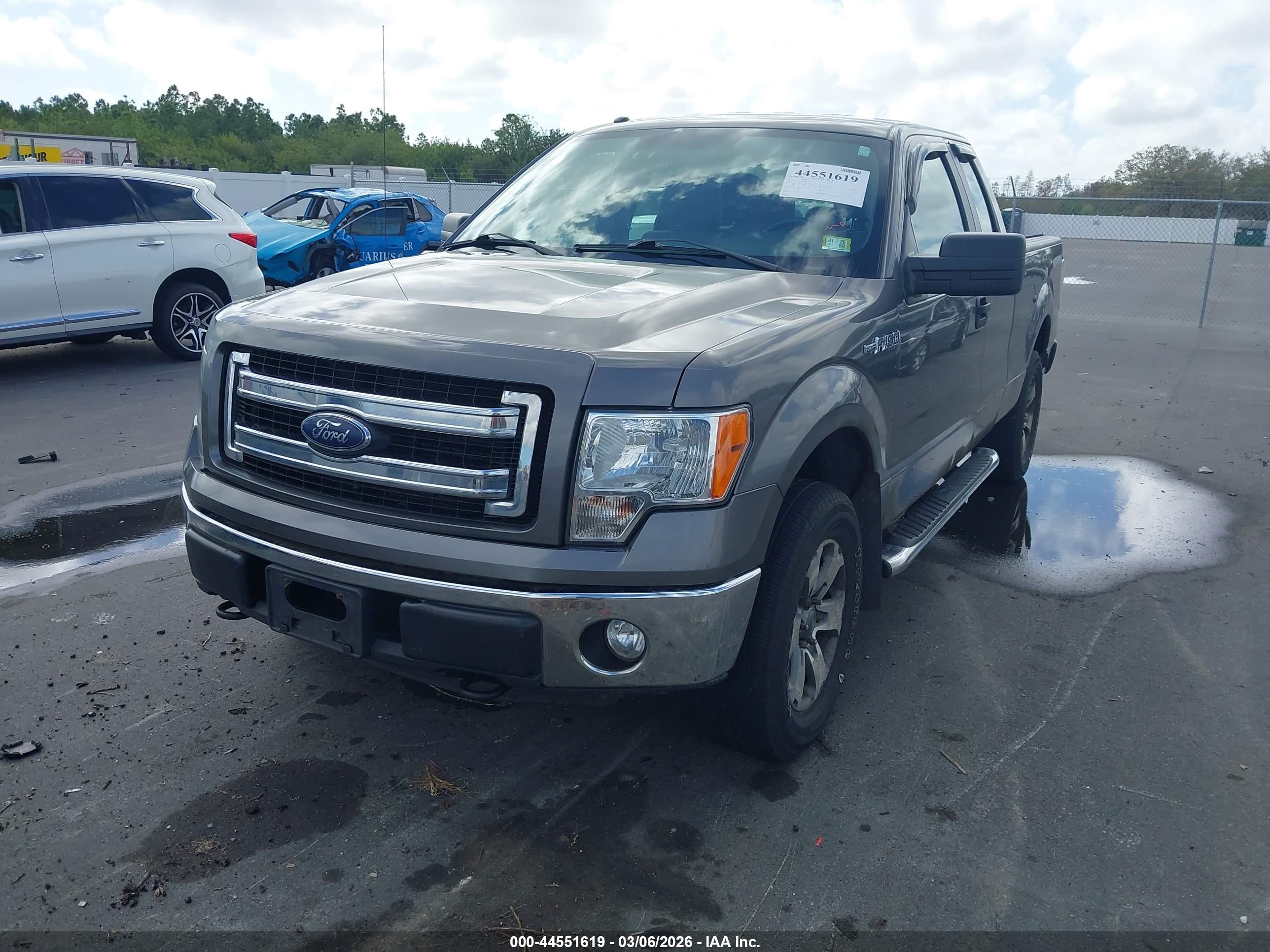 FORD F-150 image 2