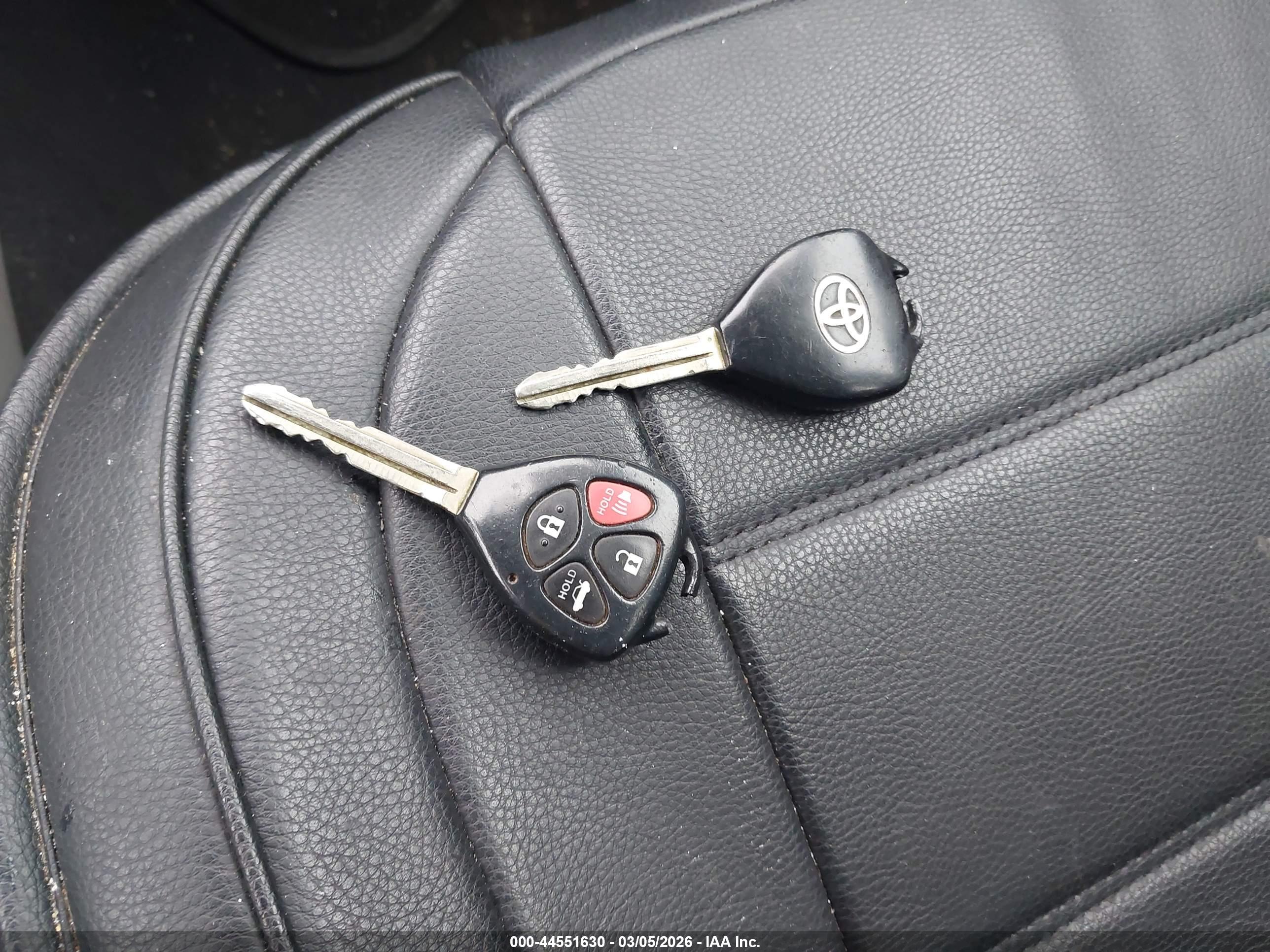 TOYOTA COROLLA image 11