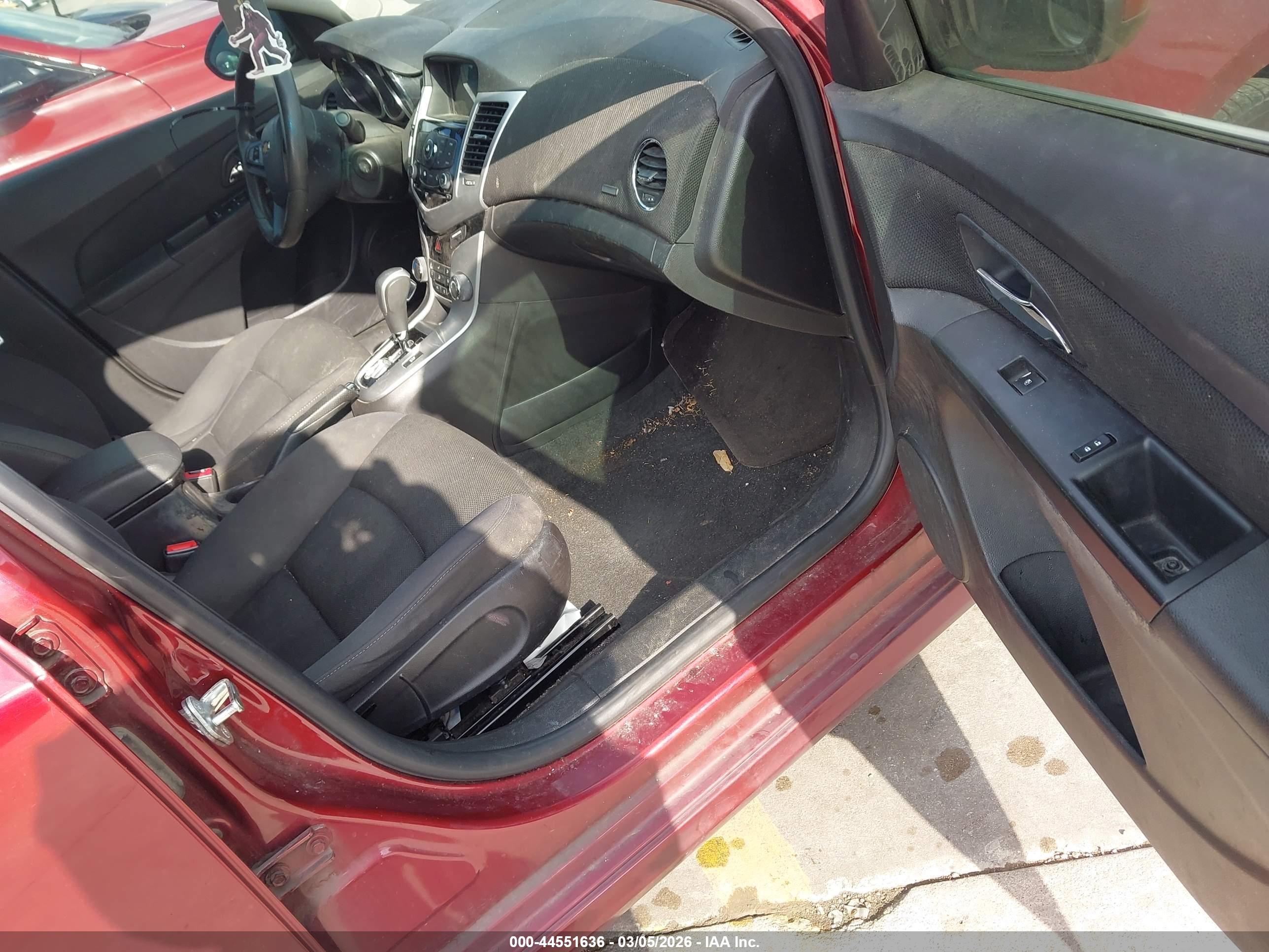 CHEVROLET CRUZE image 5