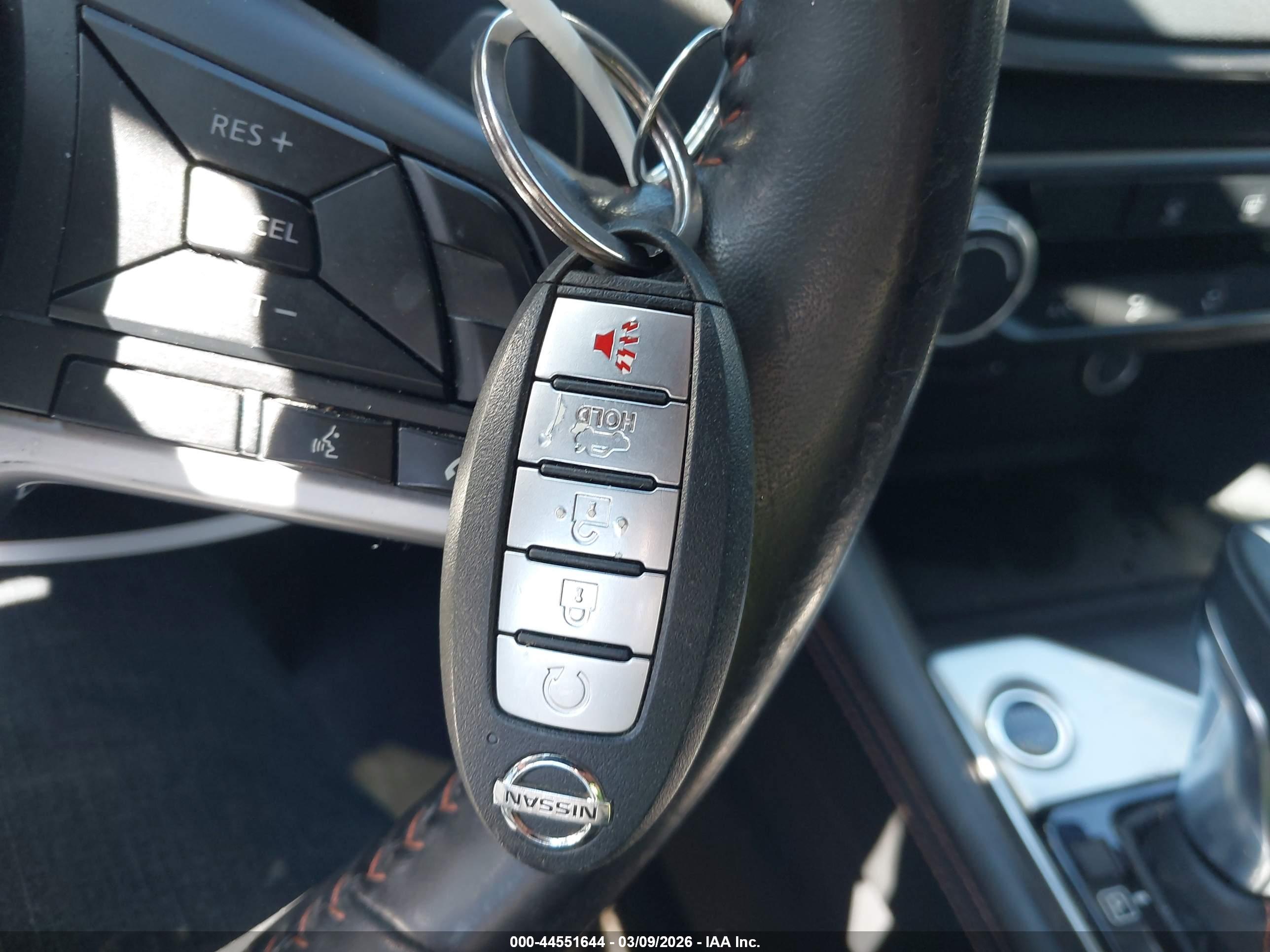 NISSAN ALTIMA image 11