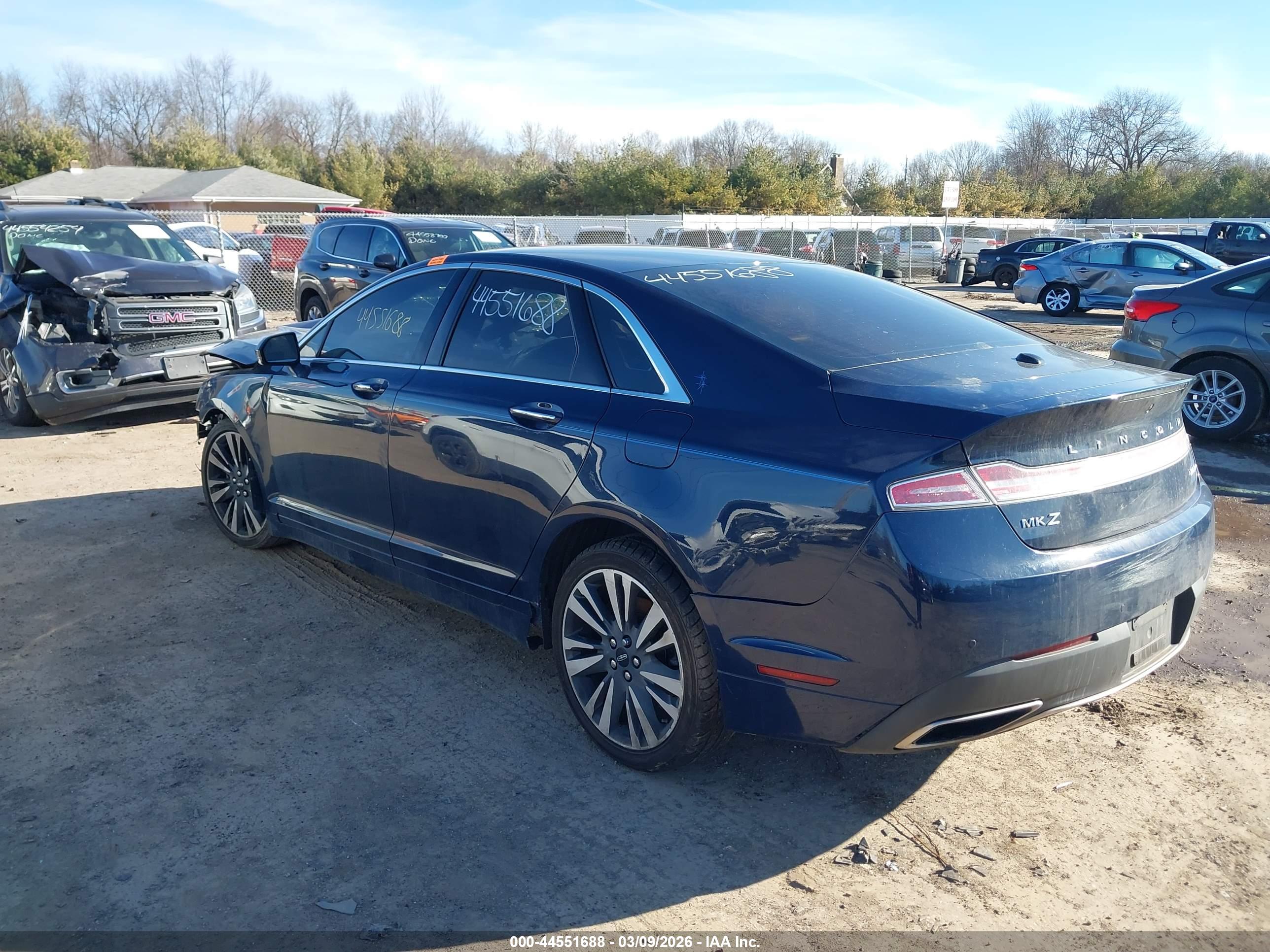 LINCOLN MKZ image 3