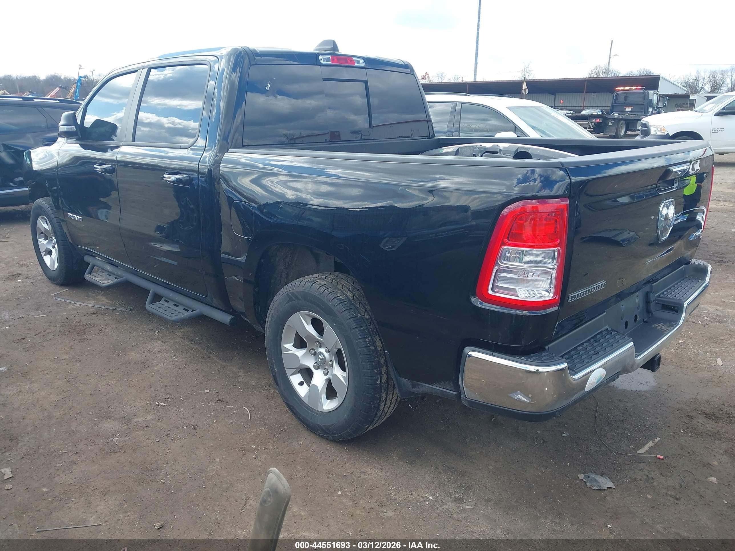RAM 1500 image 3