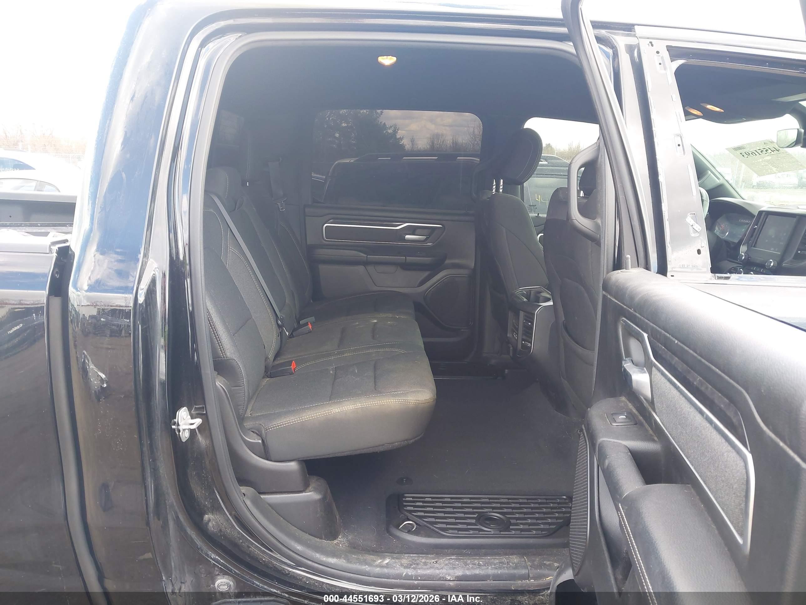 RAM 1500 image 8