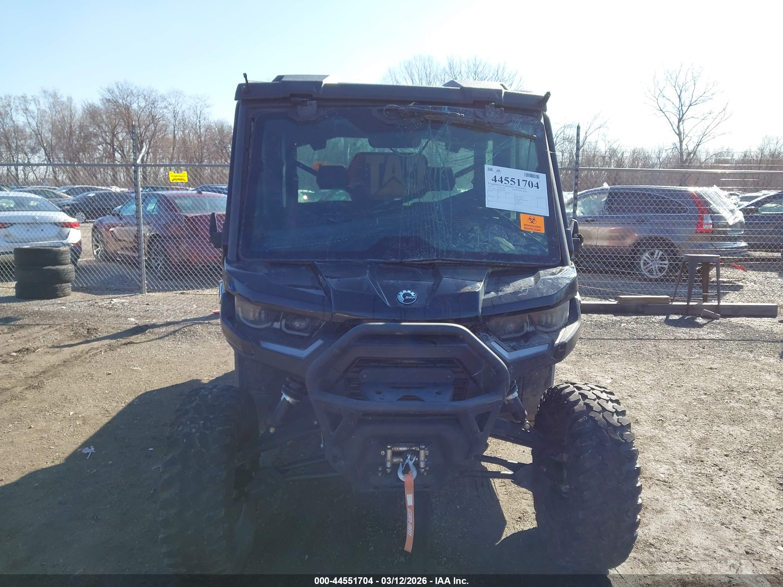 CAN-AM DEFENDER image 5