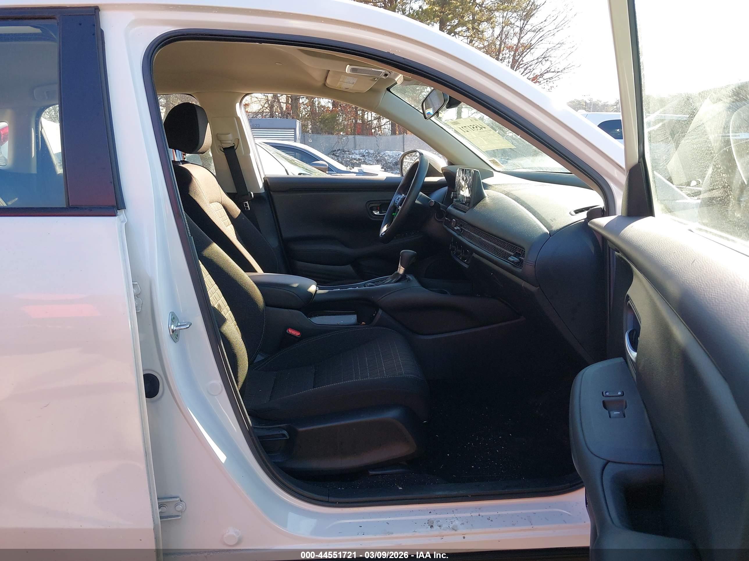 HONDA HR-V image 5