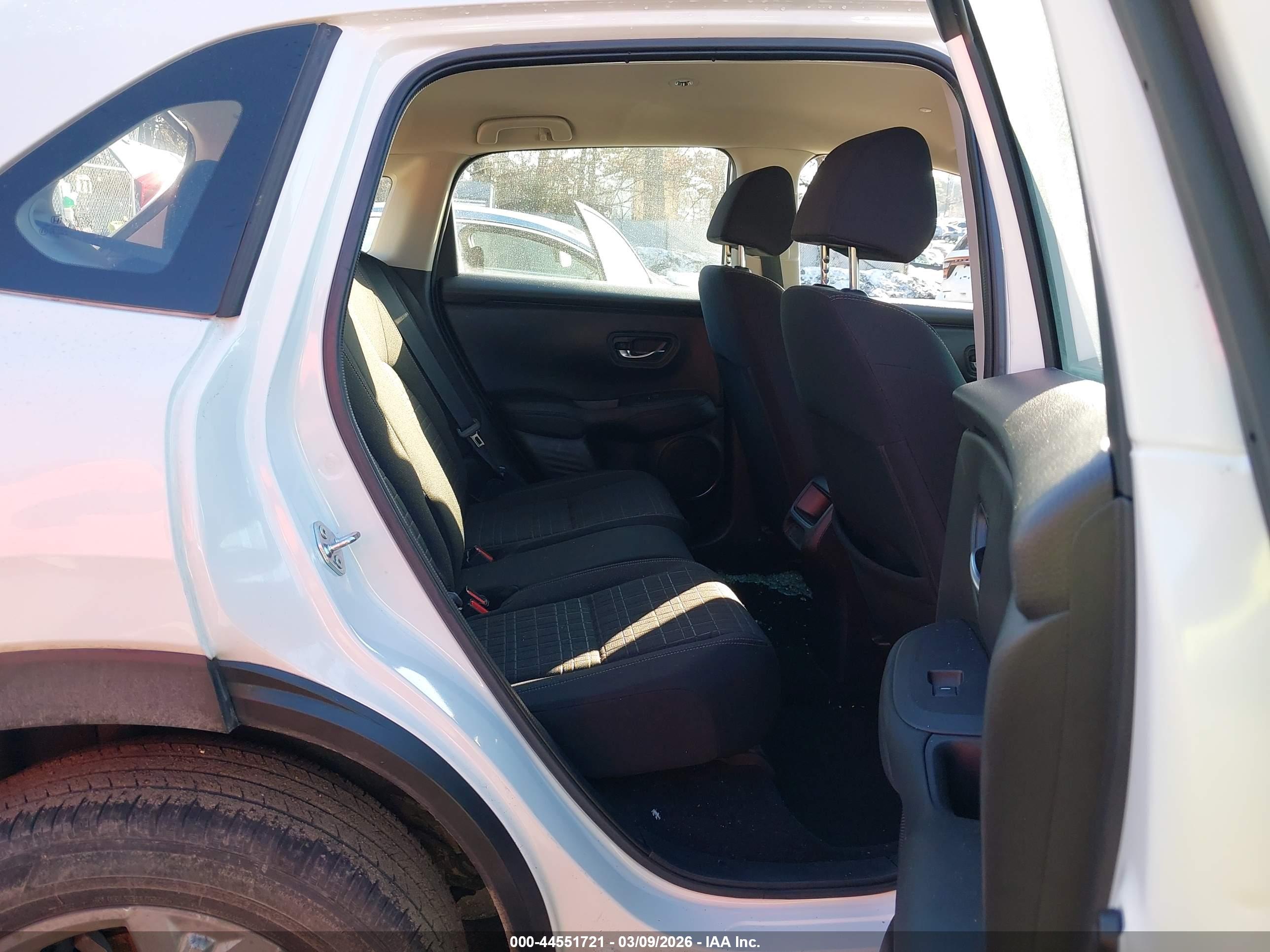 HONDA HR-V image 8