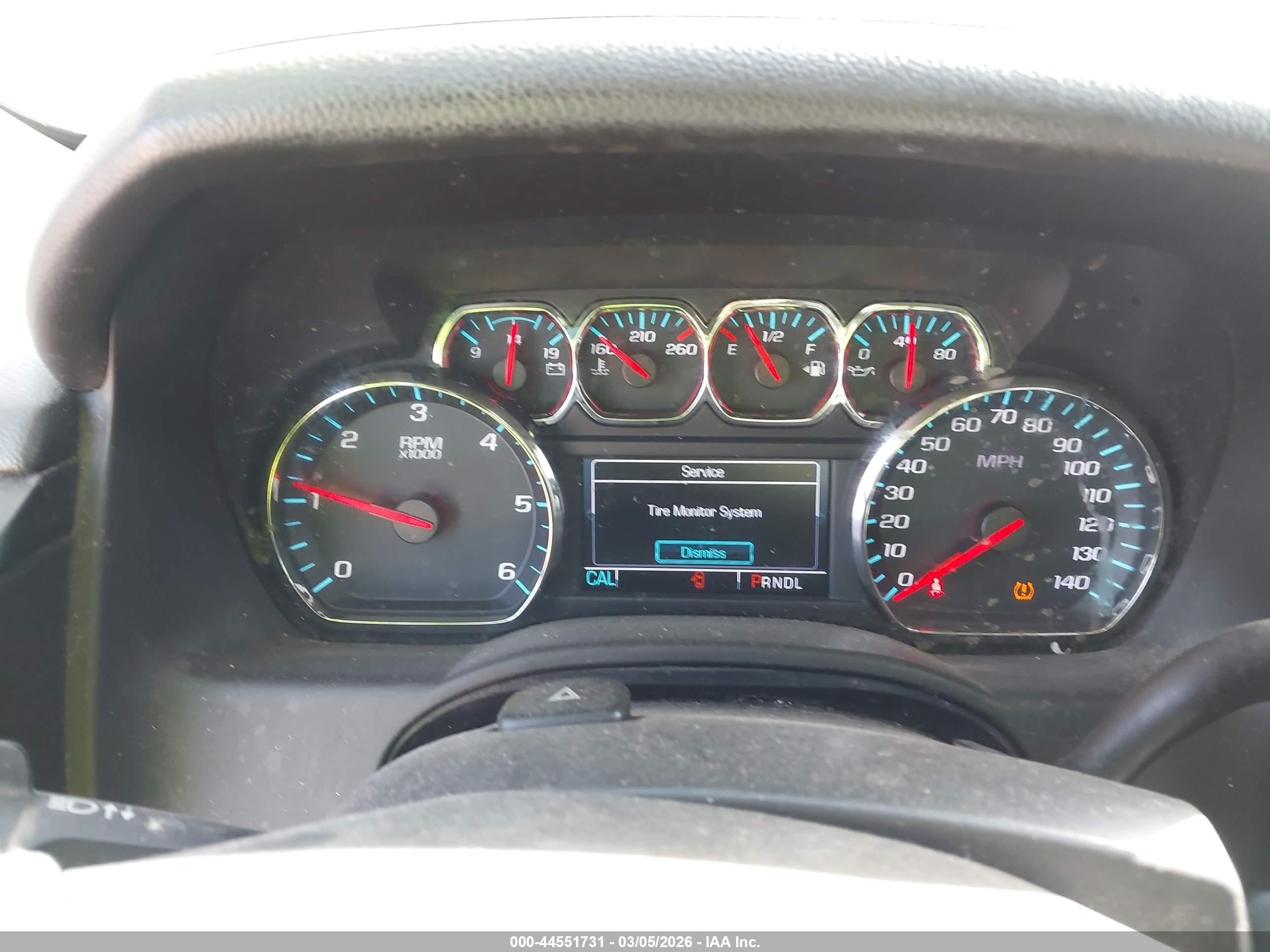 CHEVROLET TAHOE image 7