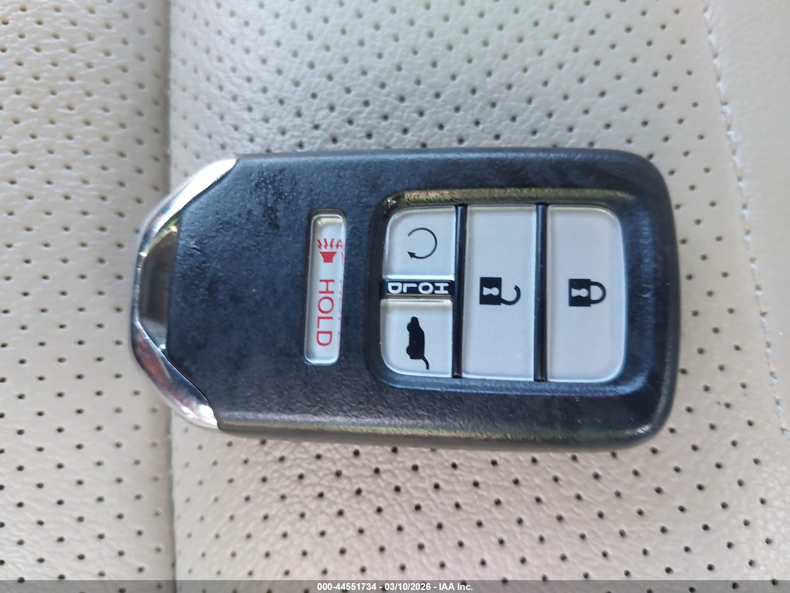 HONDA CR-V image 11