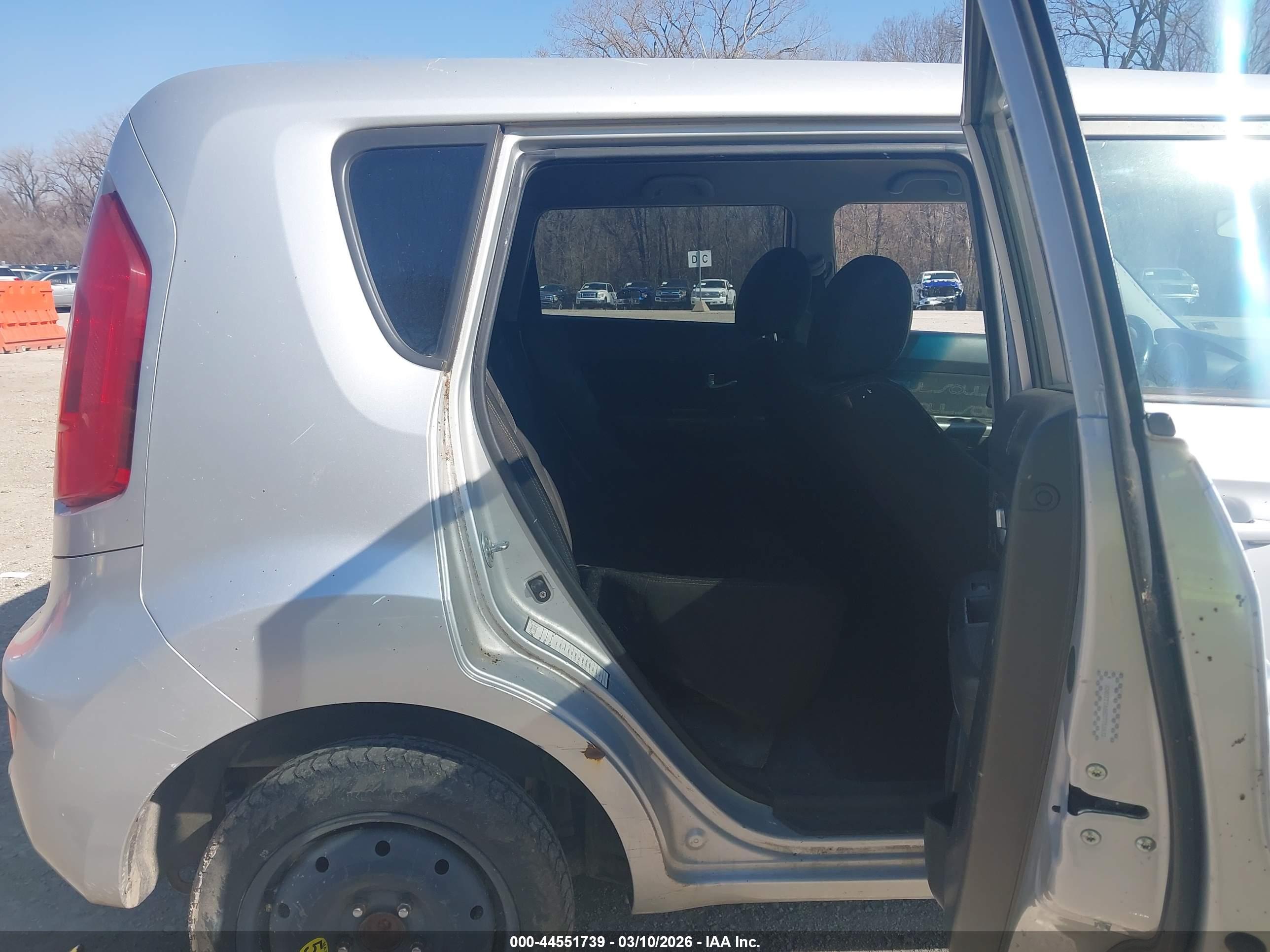 KIA SOUL image 8