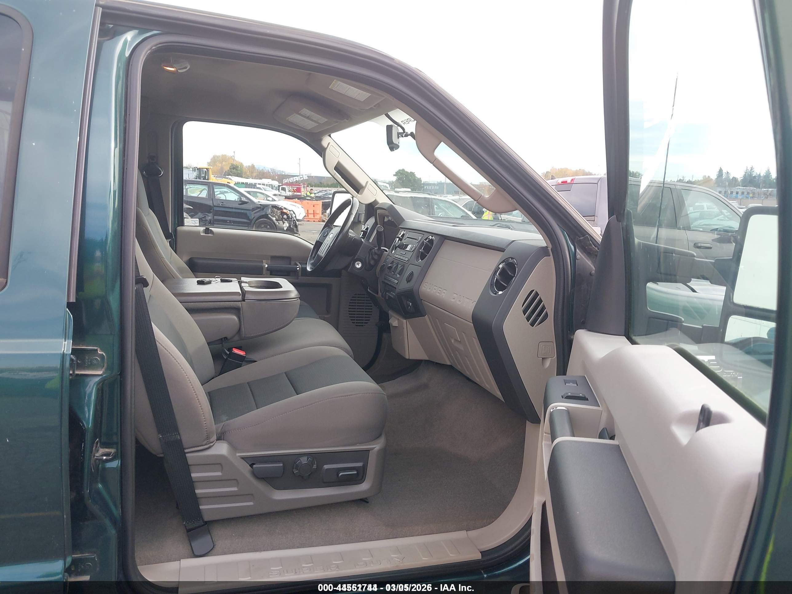 FORD F-350 image 7