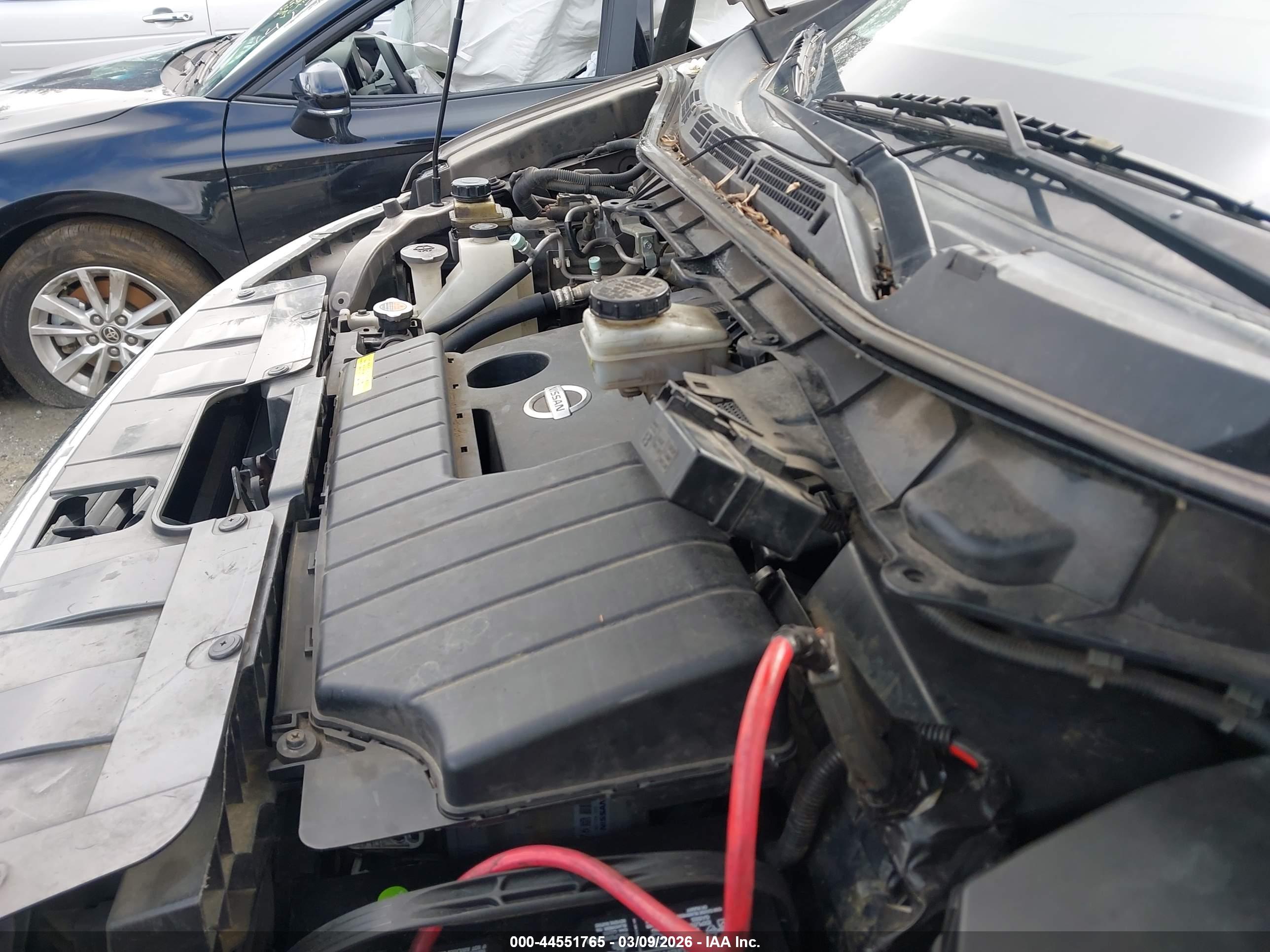 NISSAN QUEST image 10