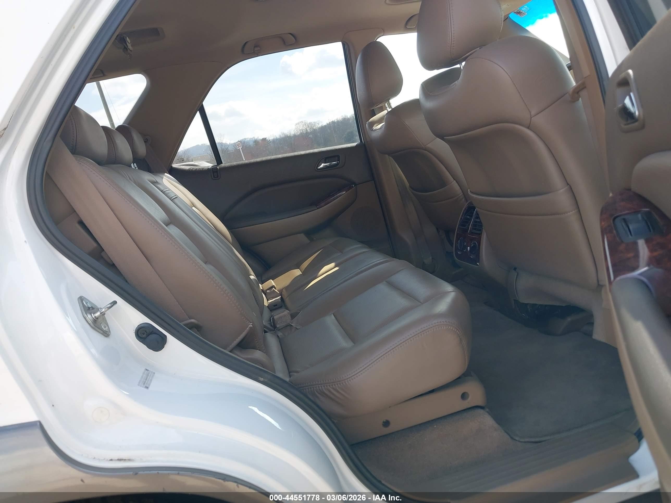 ACURA MDX image 8