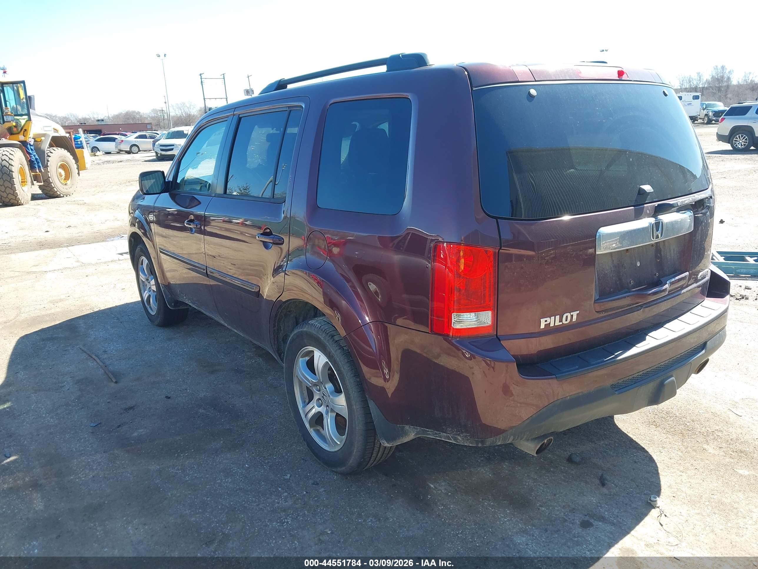 HONDA PILOT image 3