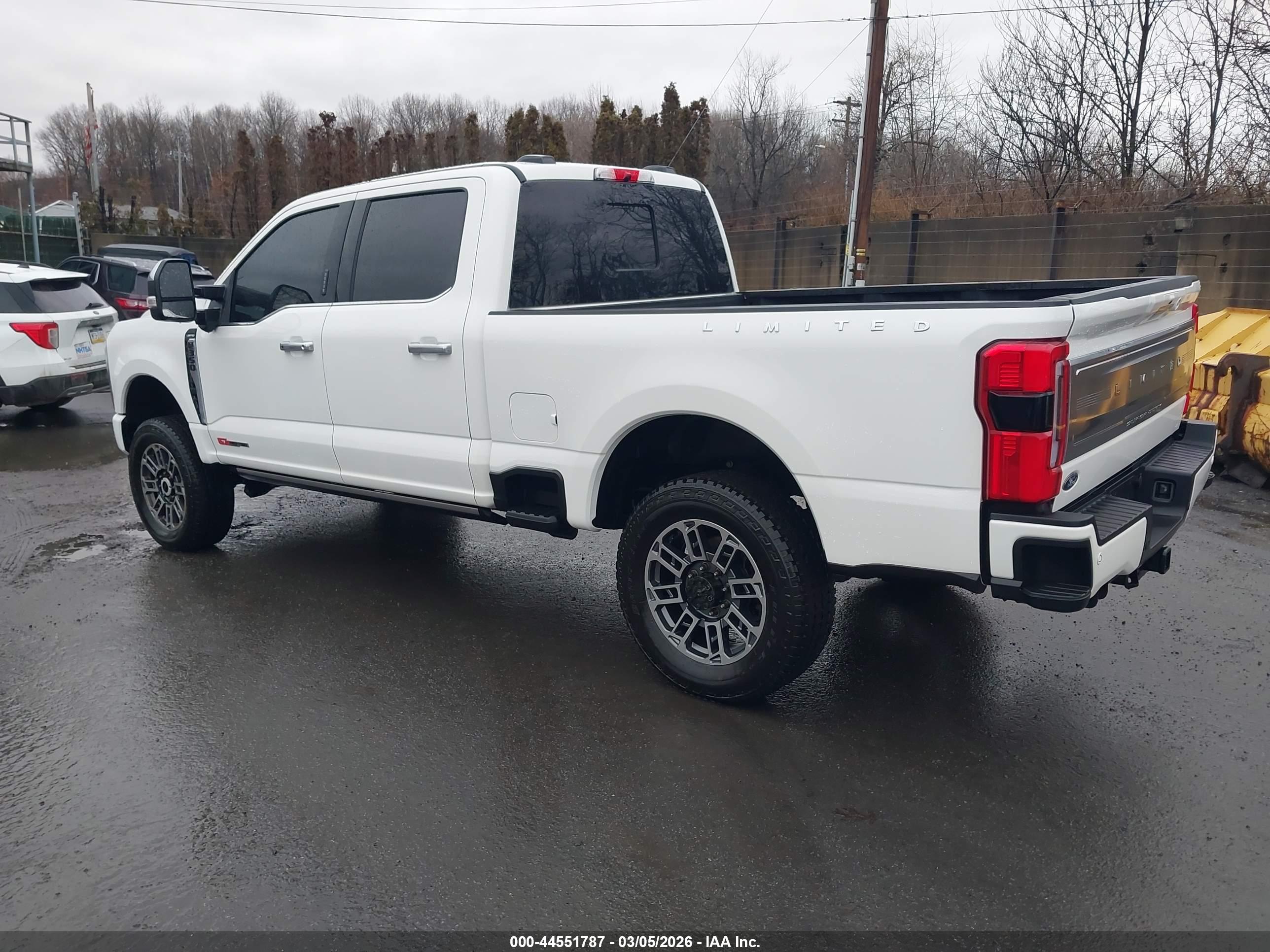 FORD F-350 image 3