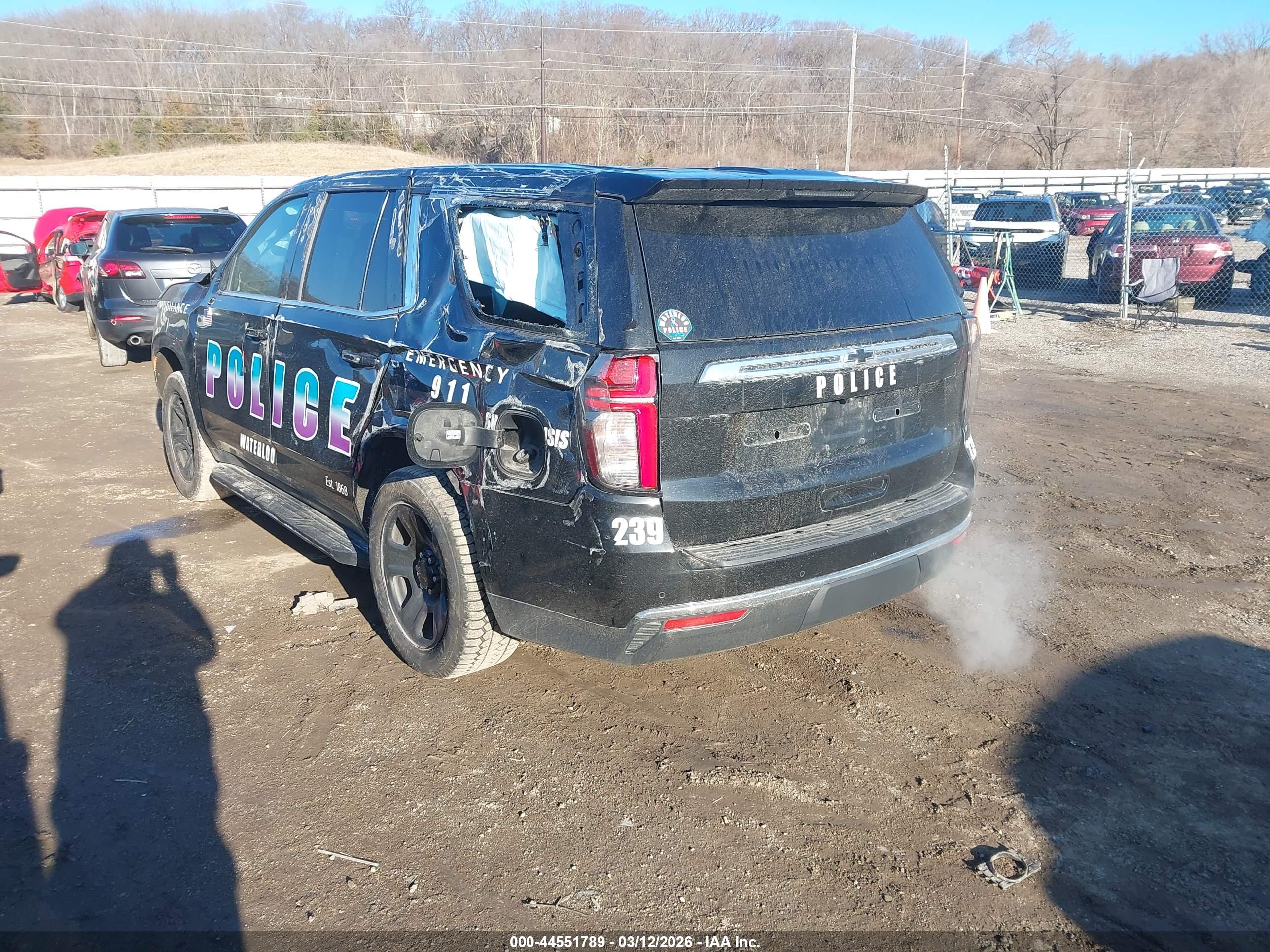 CHEVROLET TAHOE image 3