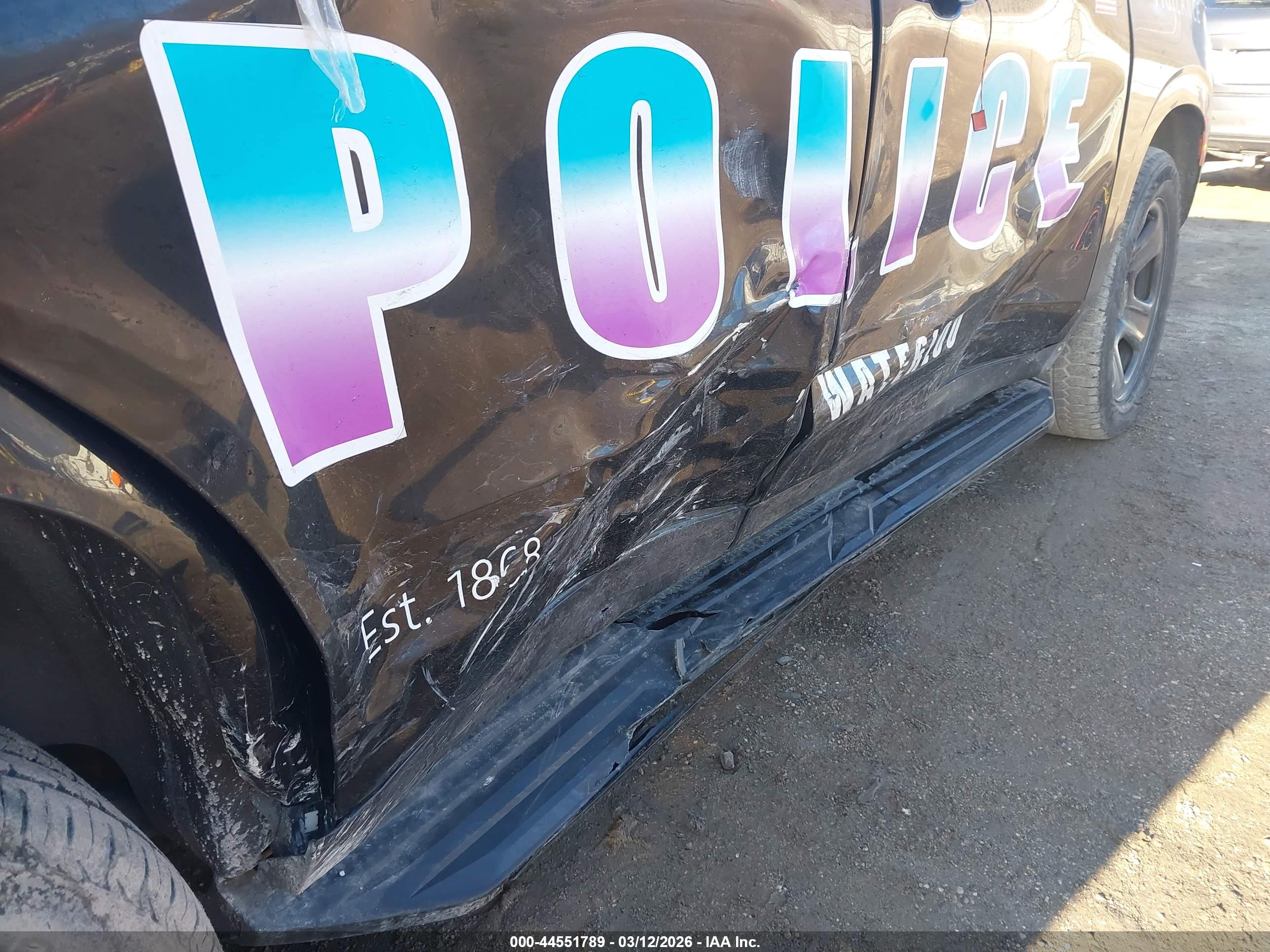 CHEVROLET TAHOE image 6