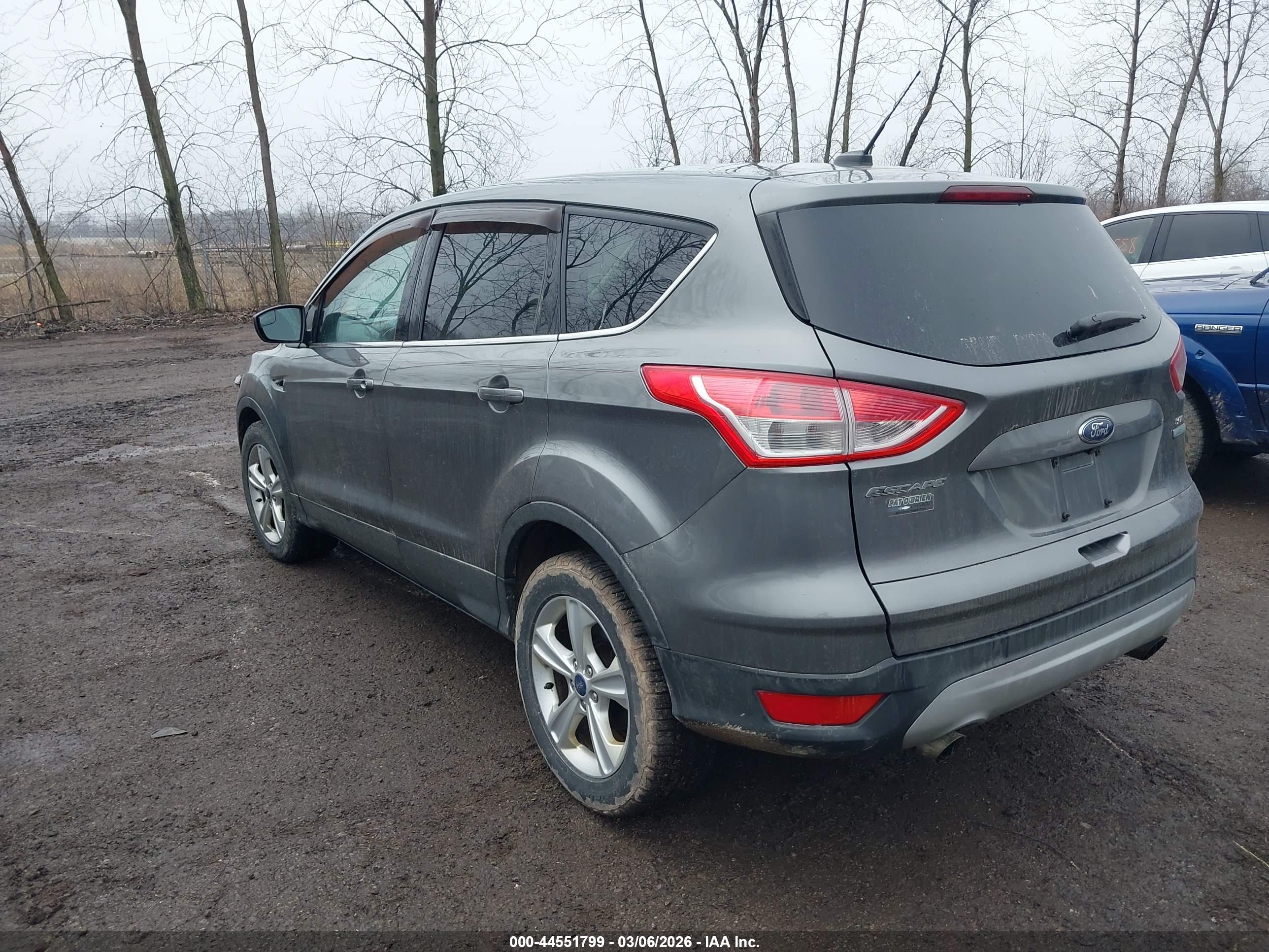 FORD ESCAPE image 3