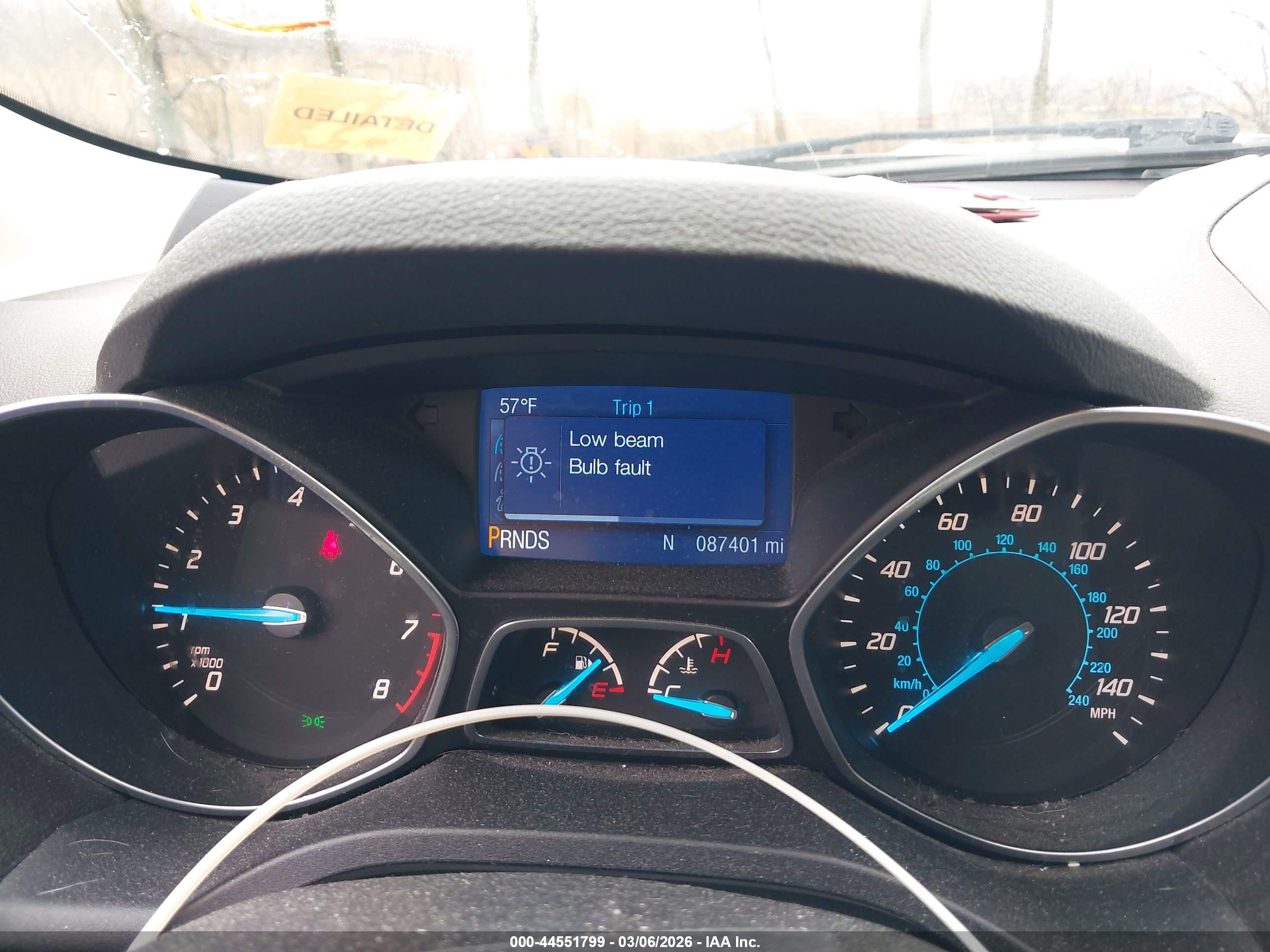 FORD ESCAPE image 7