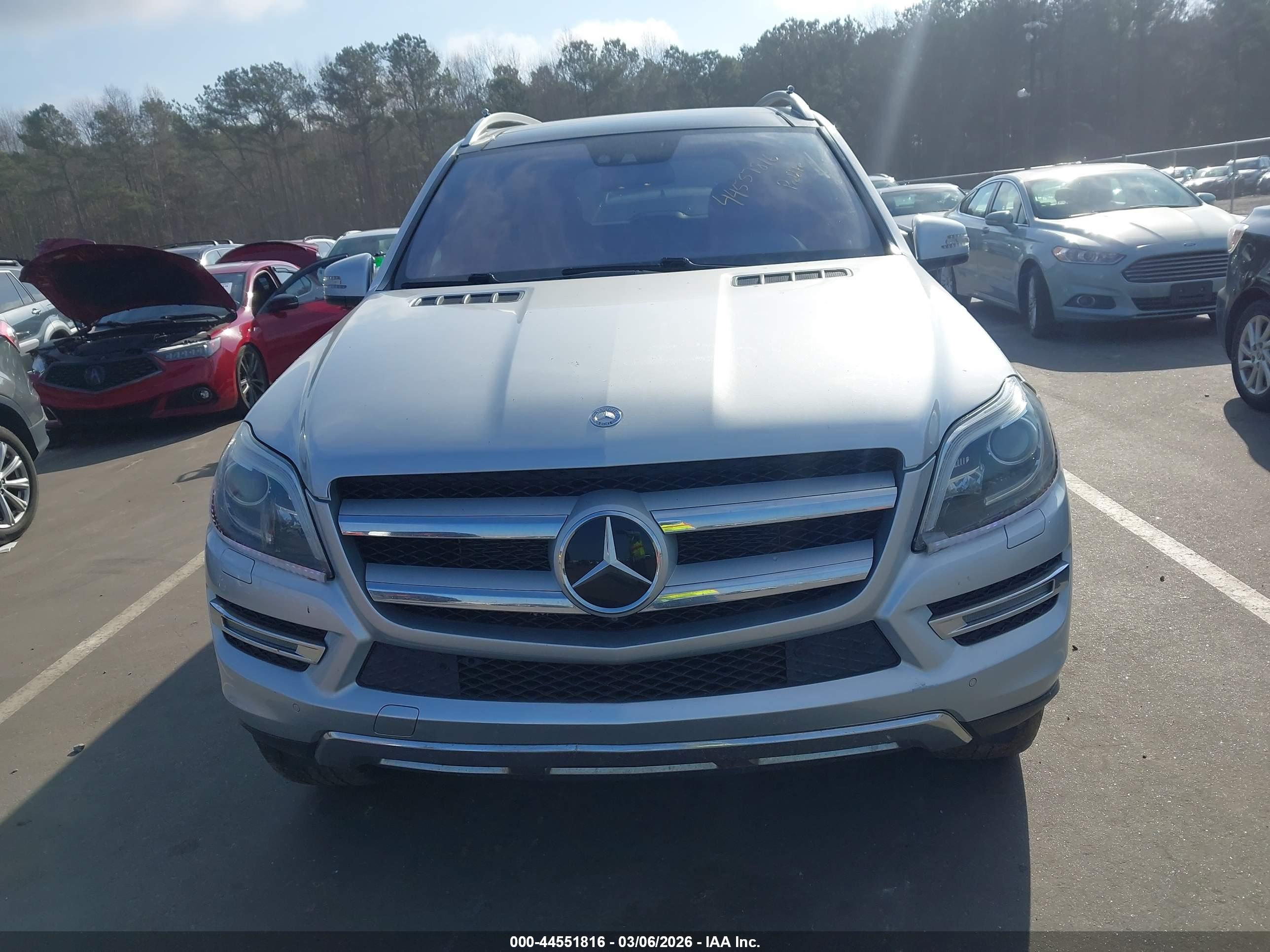 MERCEDES-BENZ GL image 6