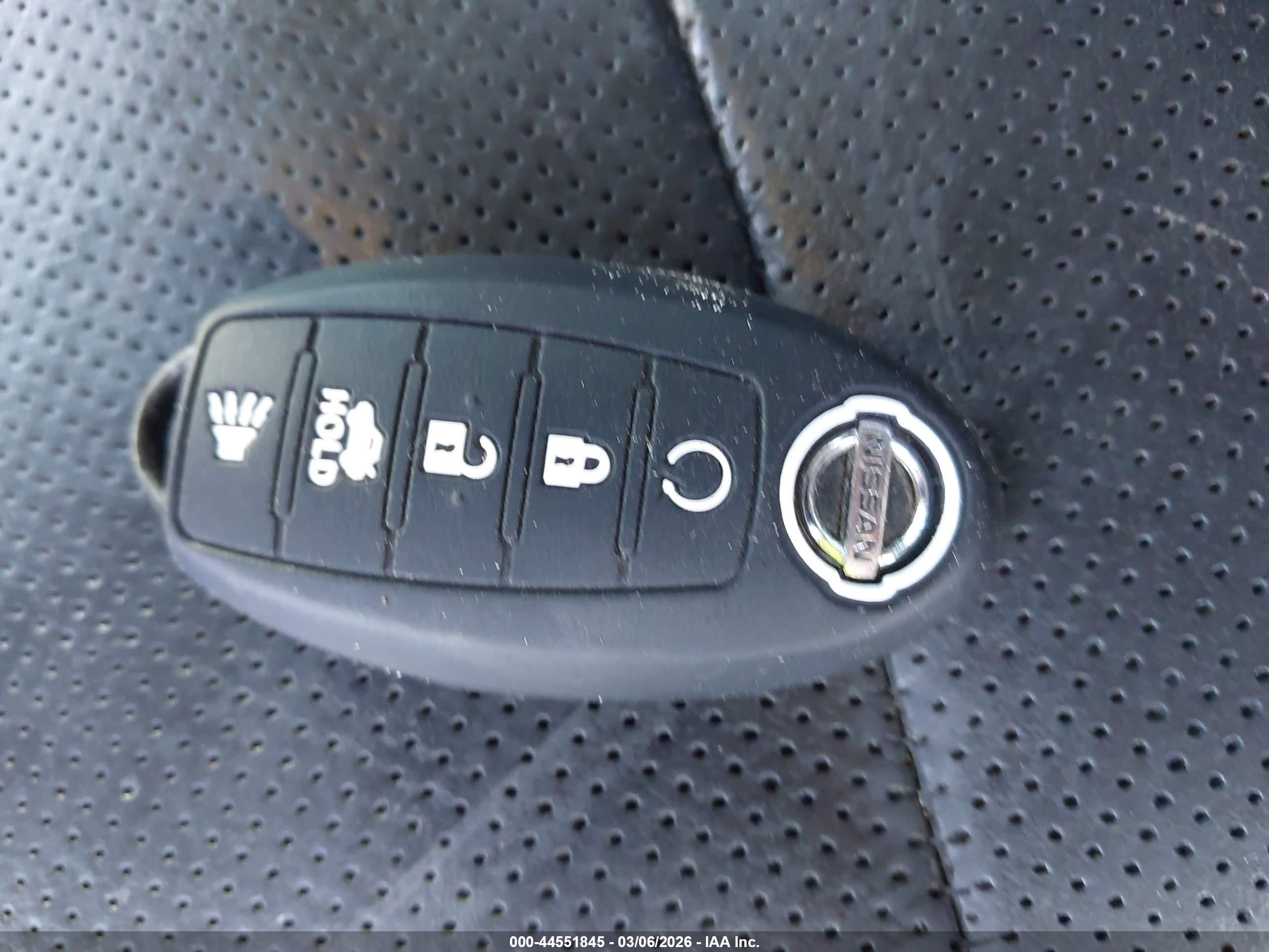 NISSAN ALTIMA image 11