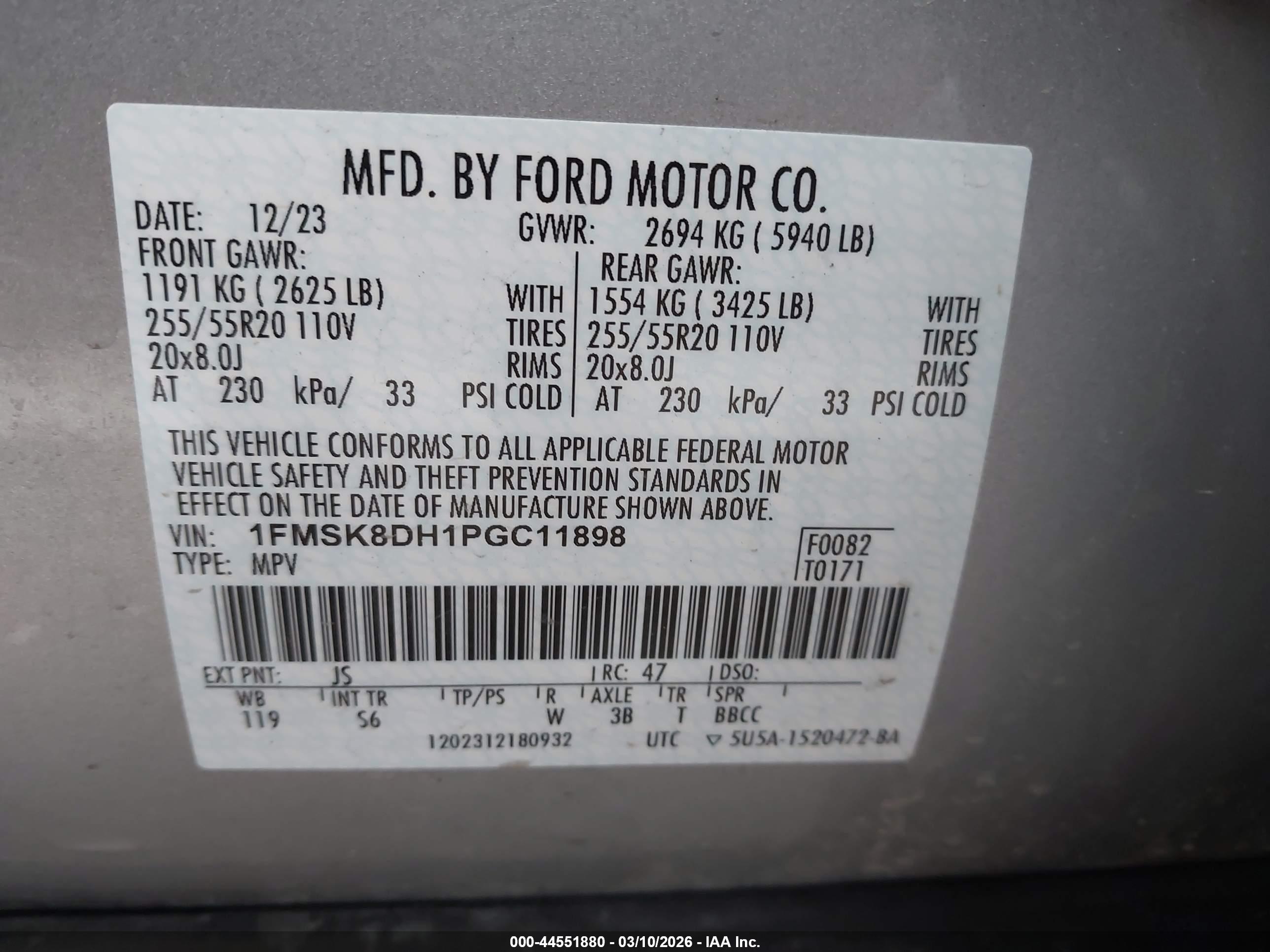 FORD EXPLORER image 9