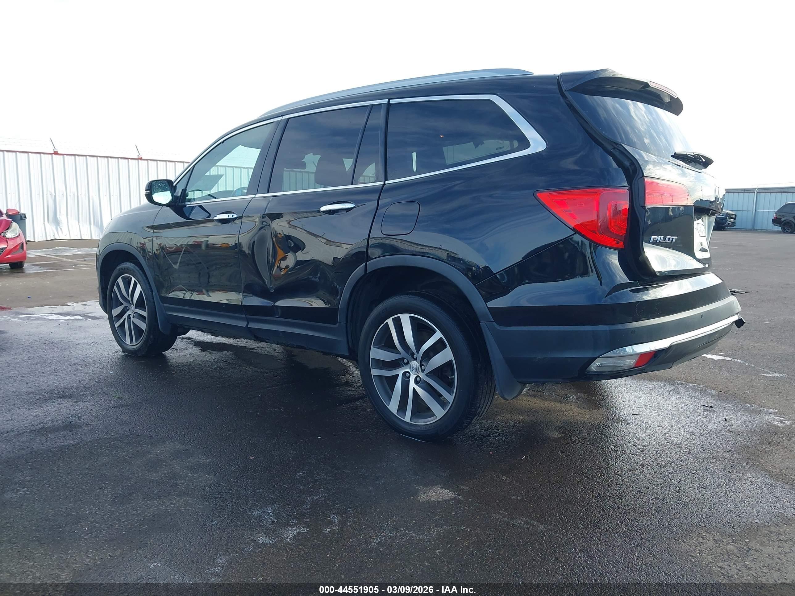 HONDA PILOT image 3