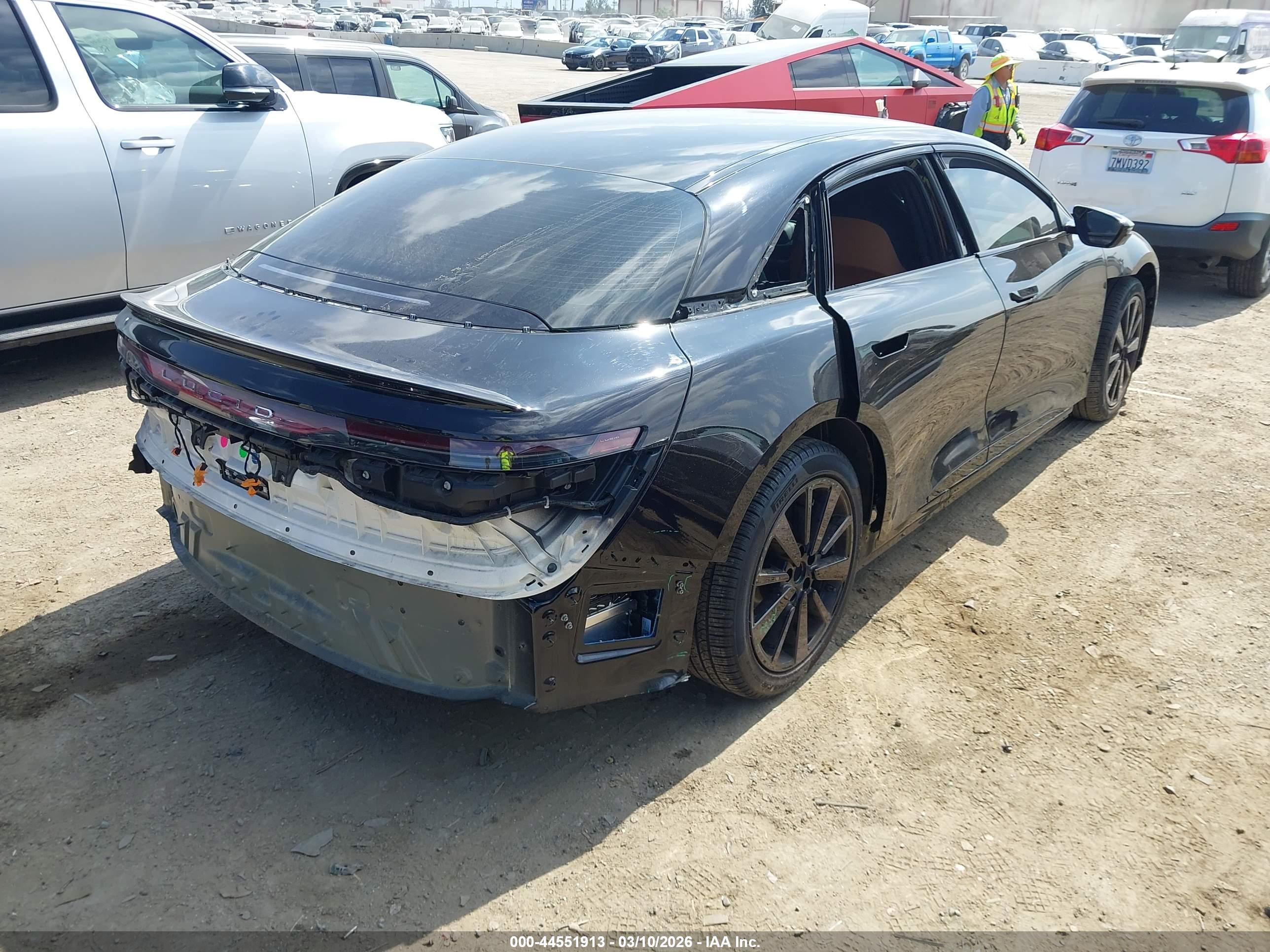 LUCID AIR image 4