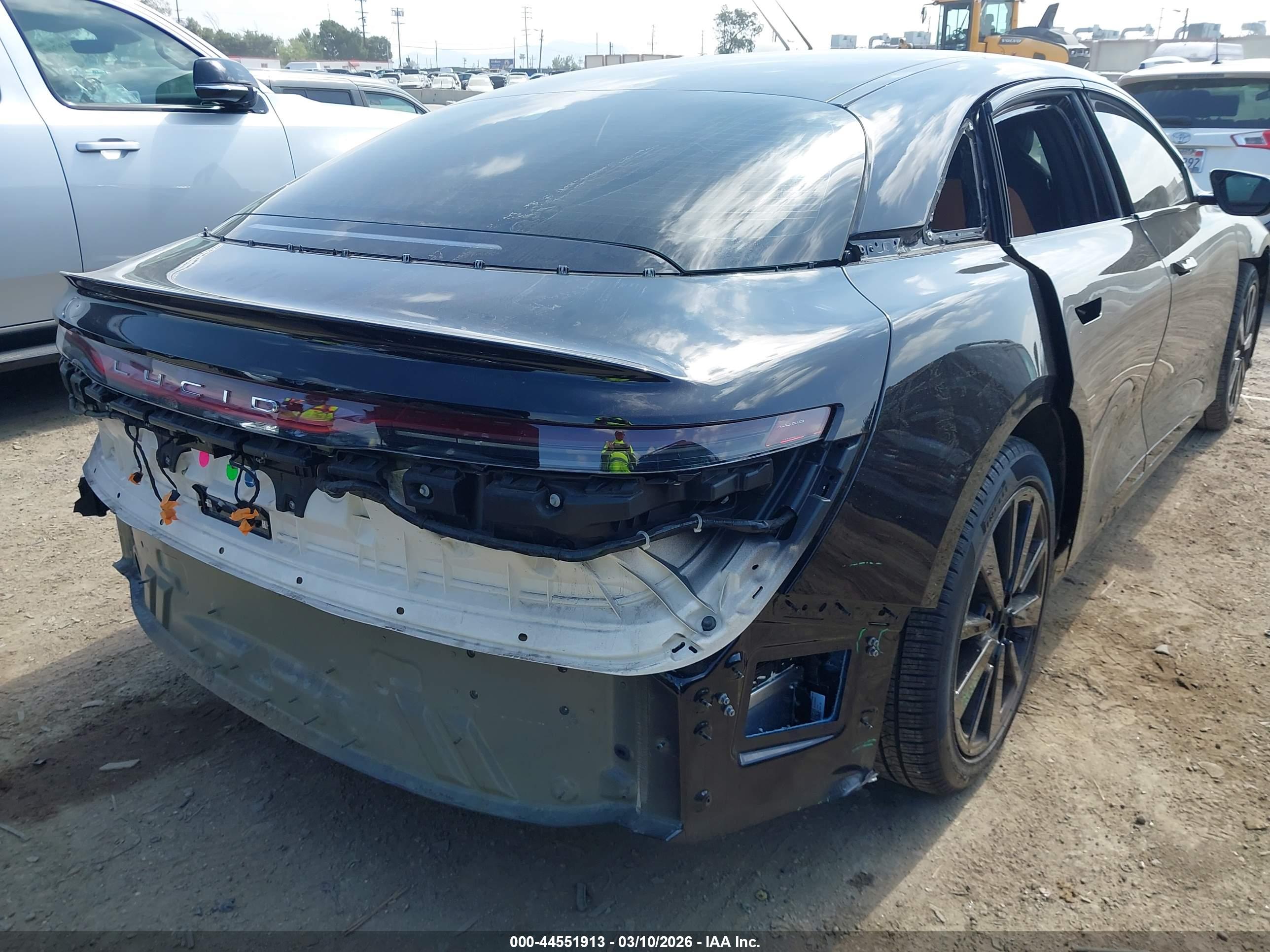 LUCID AIR image 6
