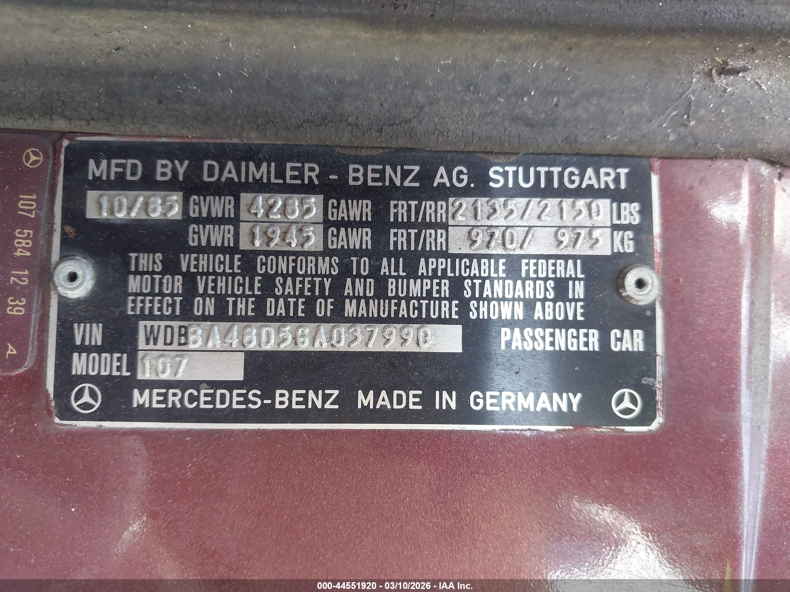 MERCEDES-BENZ 560 image 9