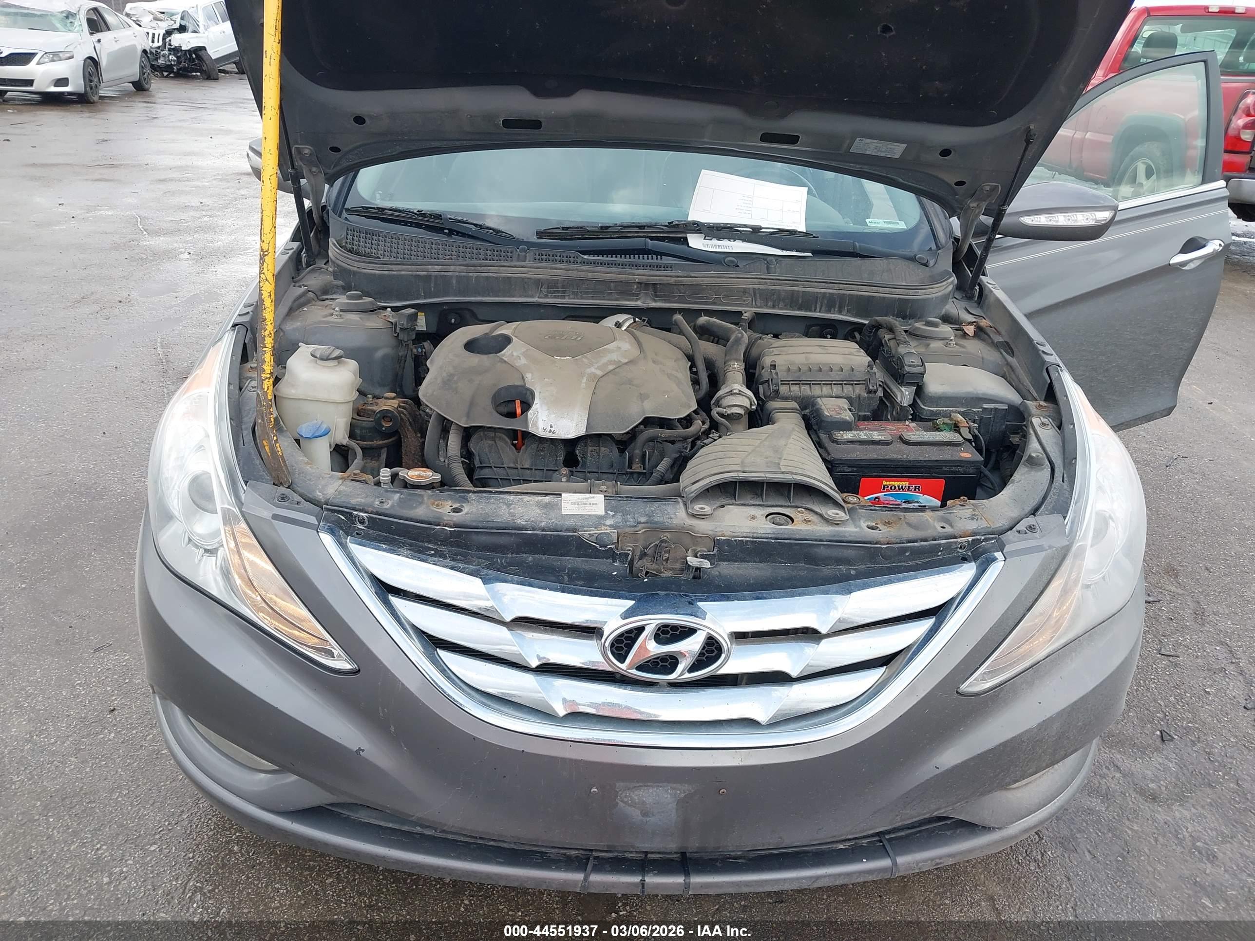 HYUNDAI SONATA image 10