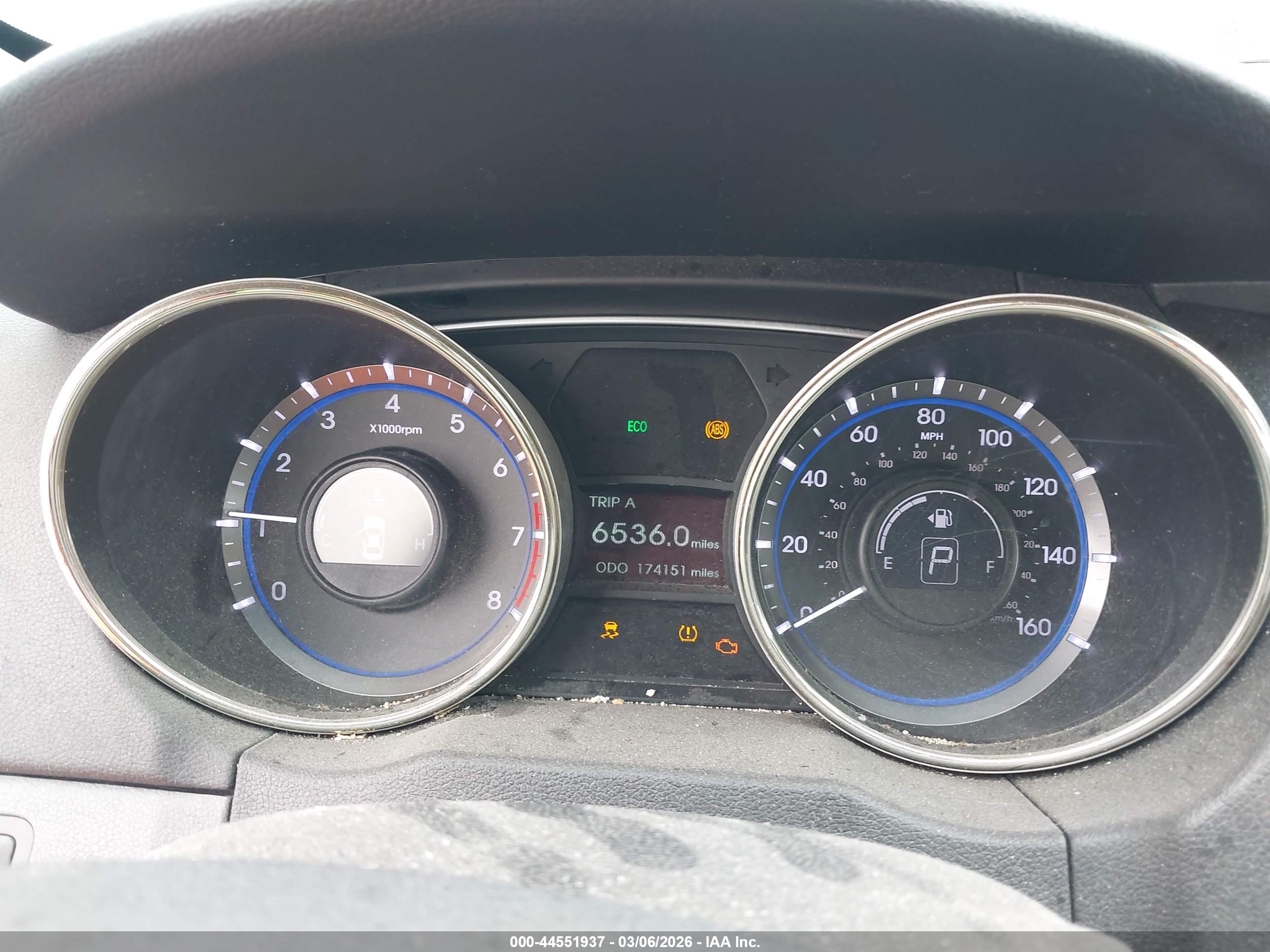 HYUNDAI SONATA image 7
