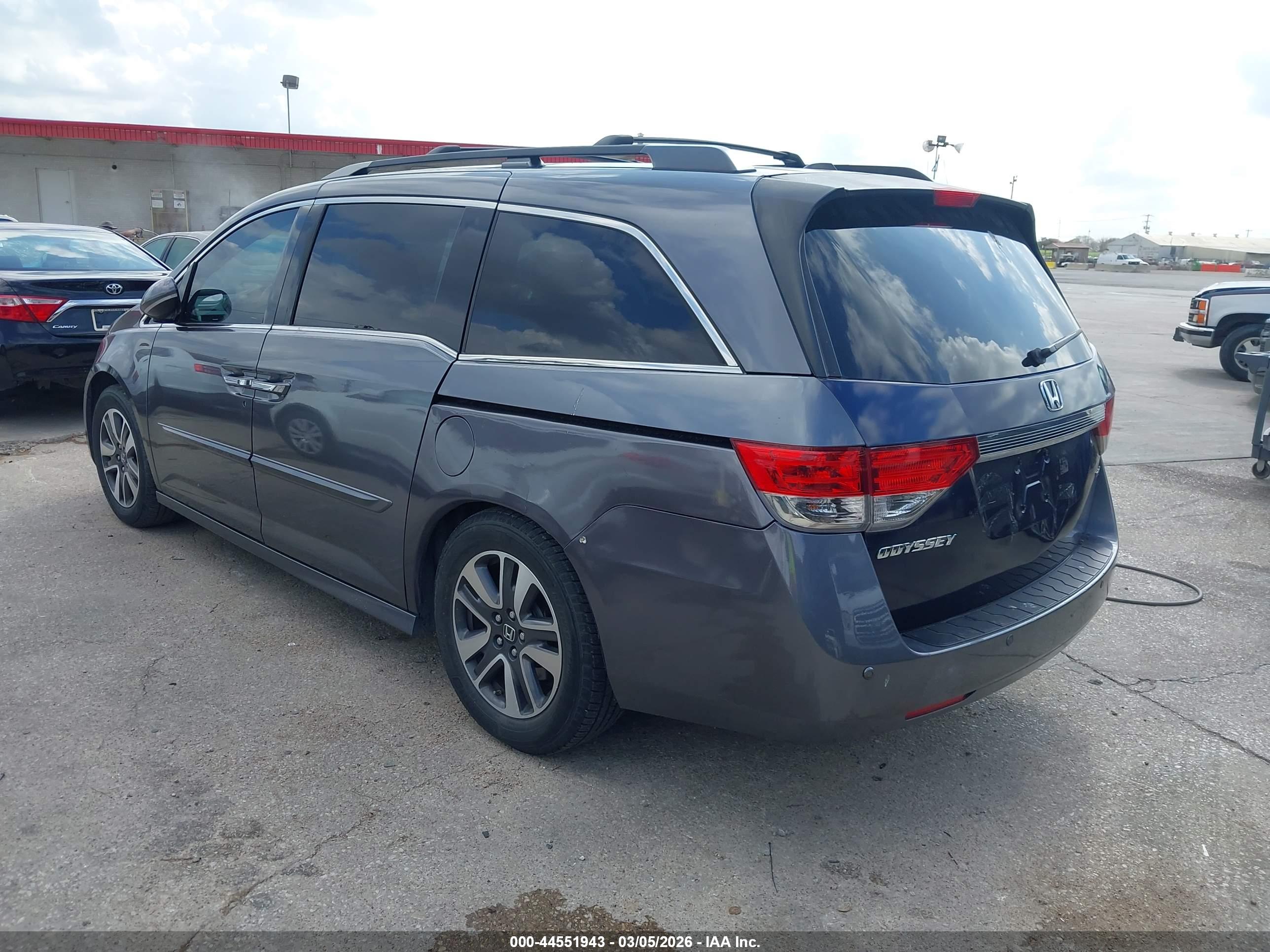 HONDA ODYSSEY image 3