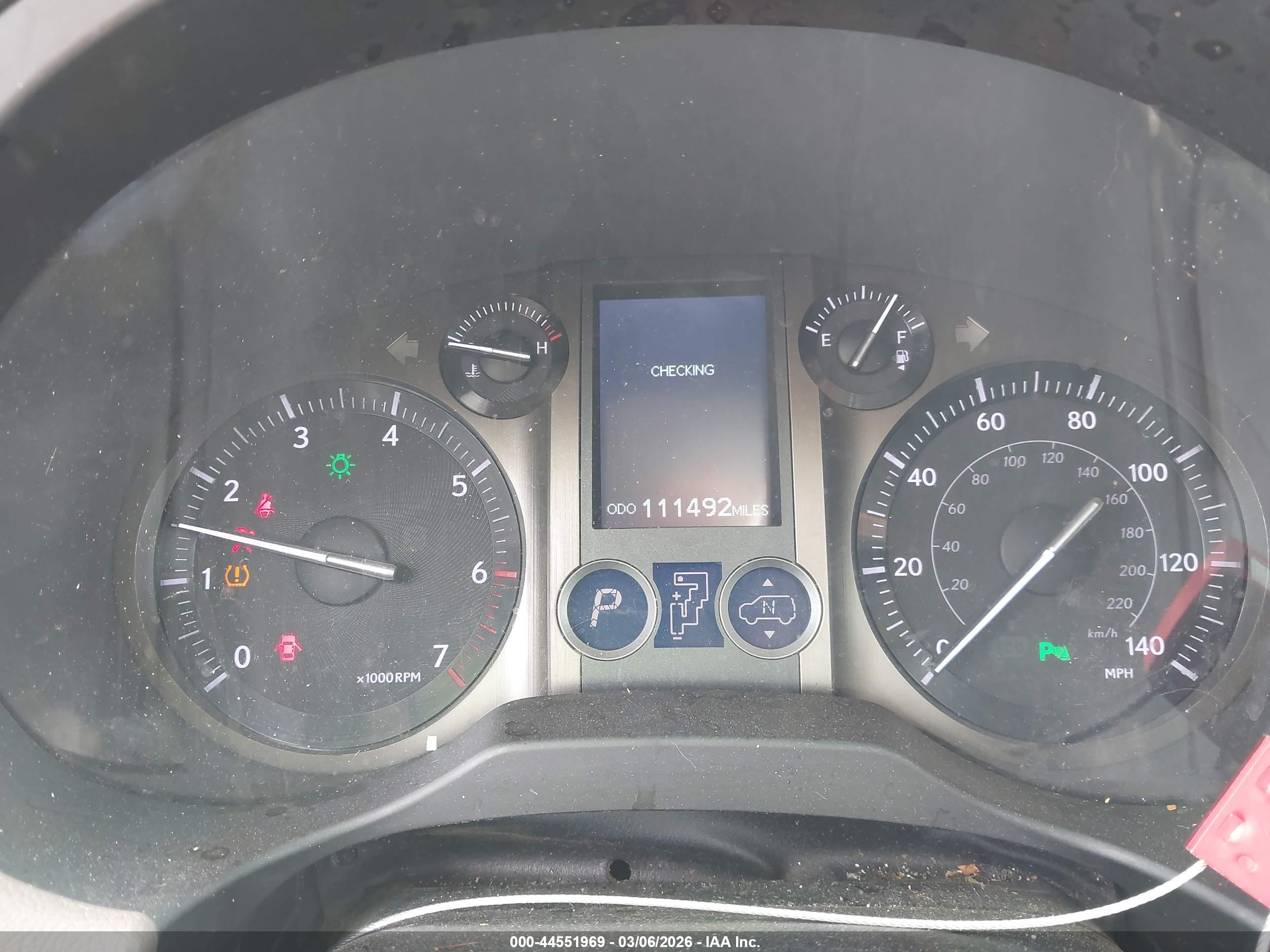 LEXUS GX image 7