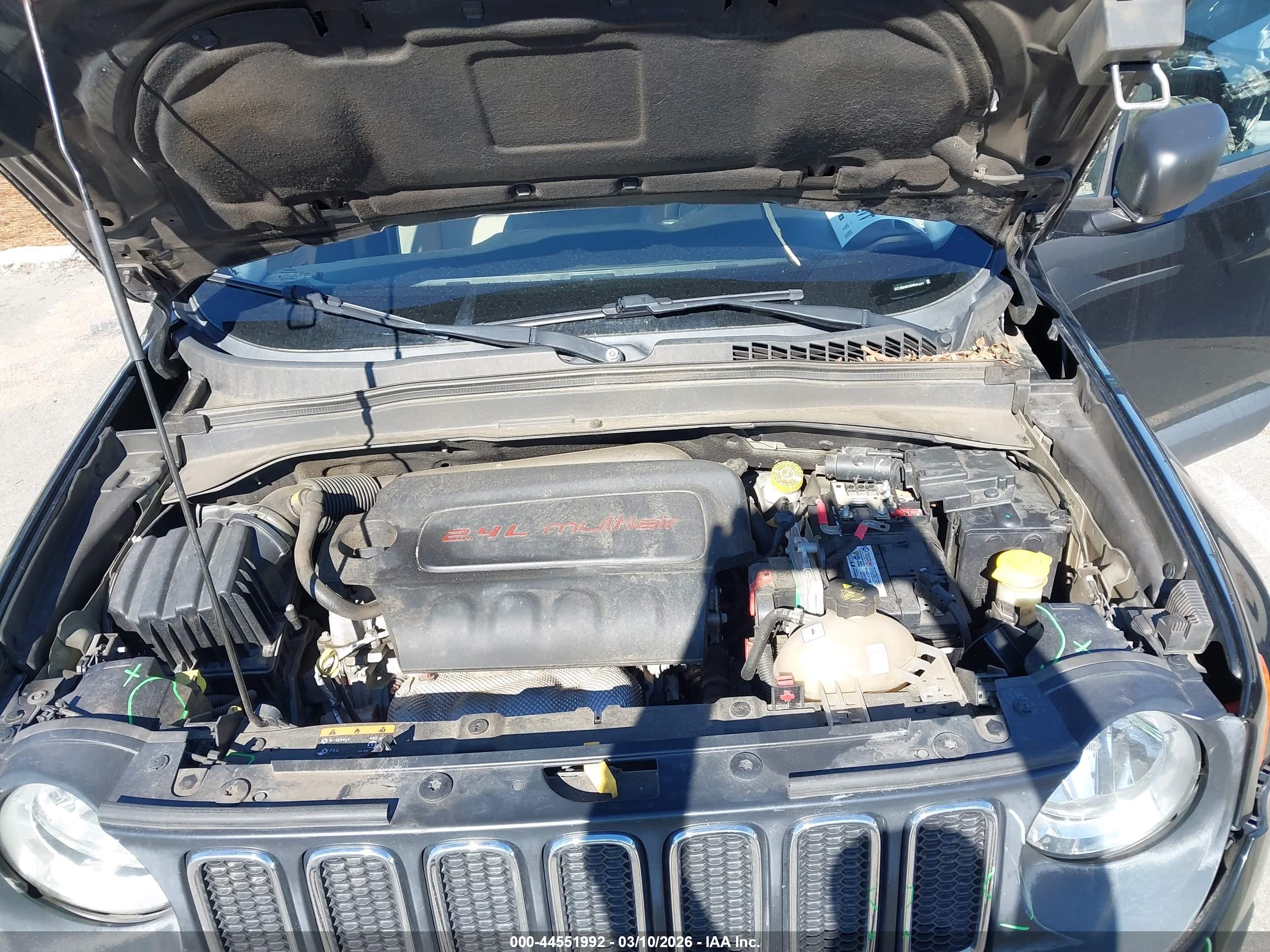 JEEP RENEGADE image 10