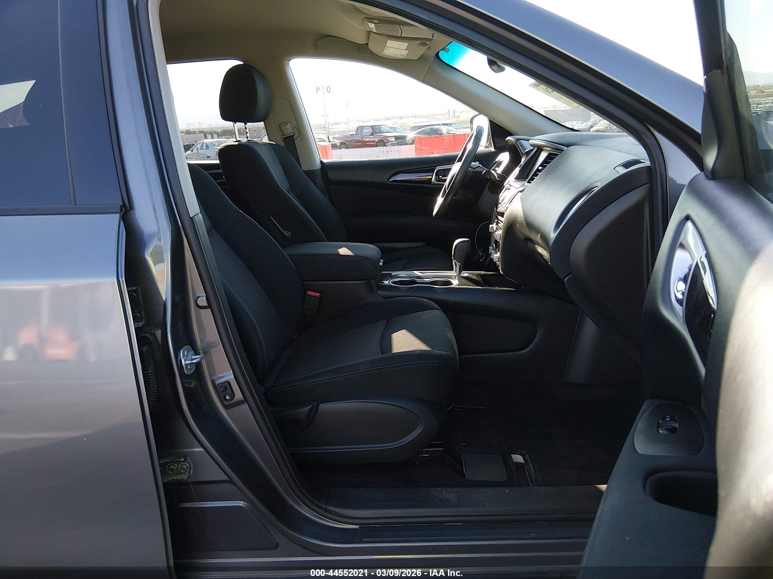NISSAN PATHFINDER image 5