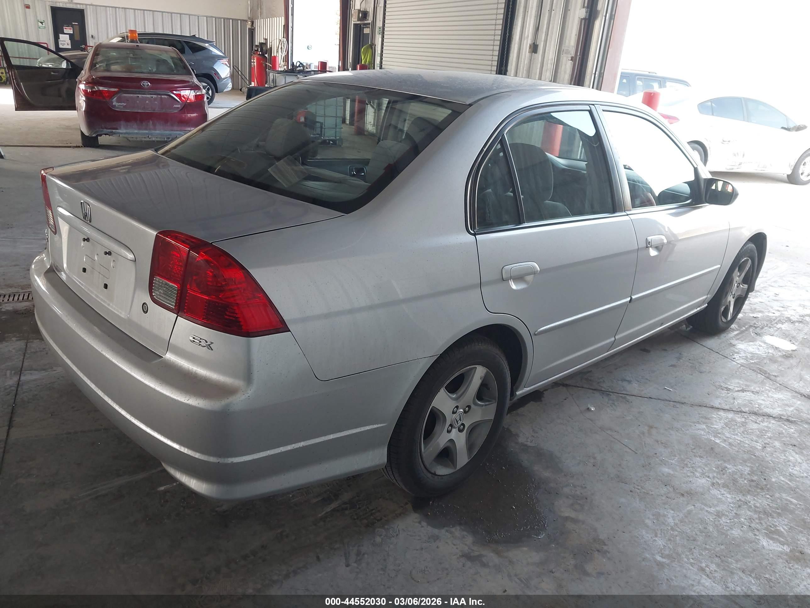 HONDA CIVIC image 4