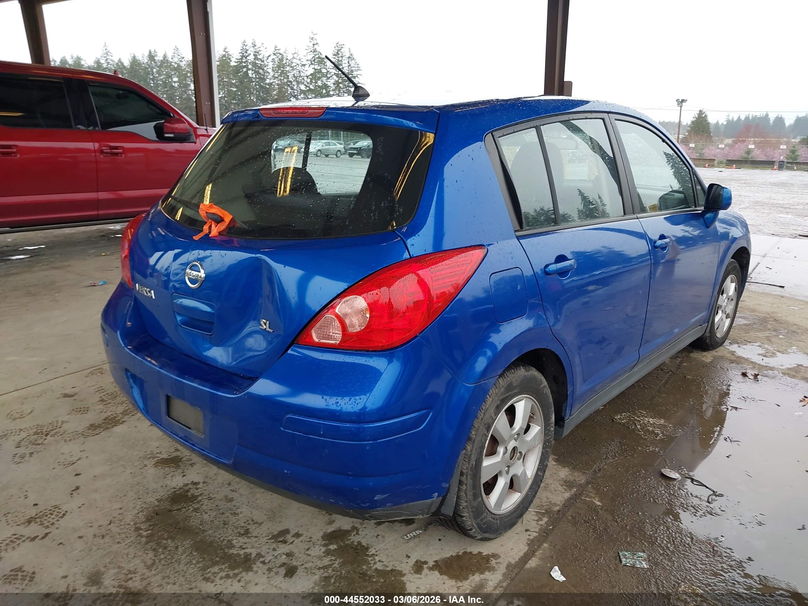 NISSAN VERSA image 4