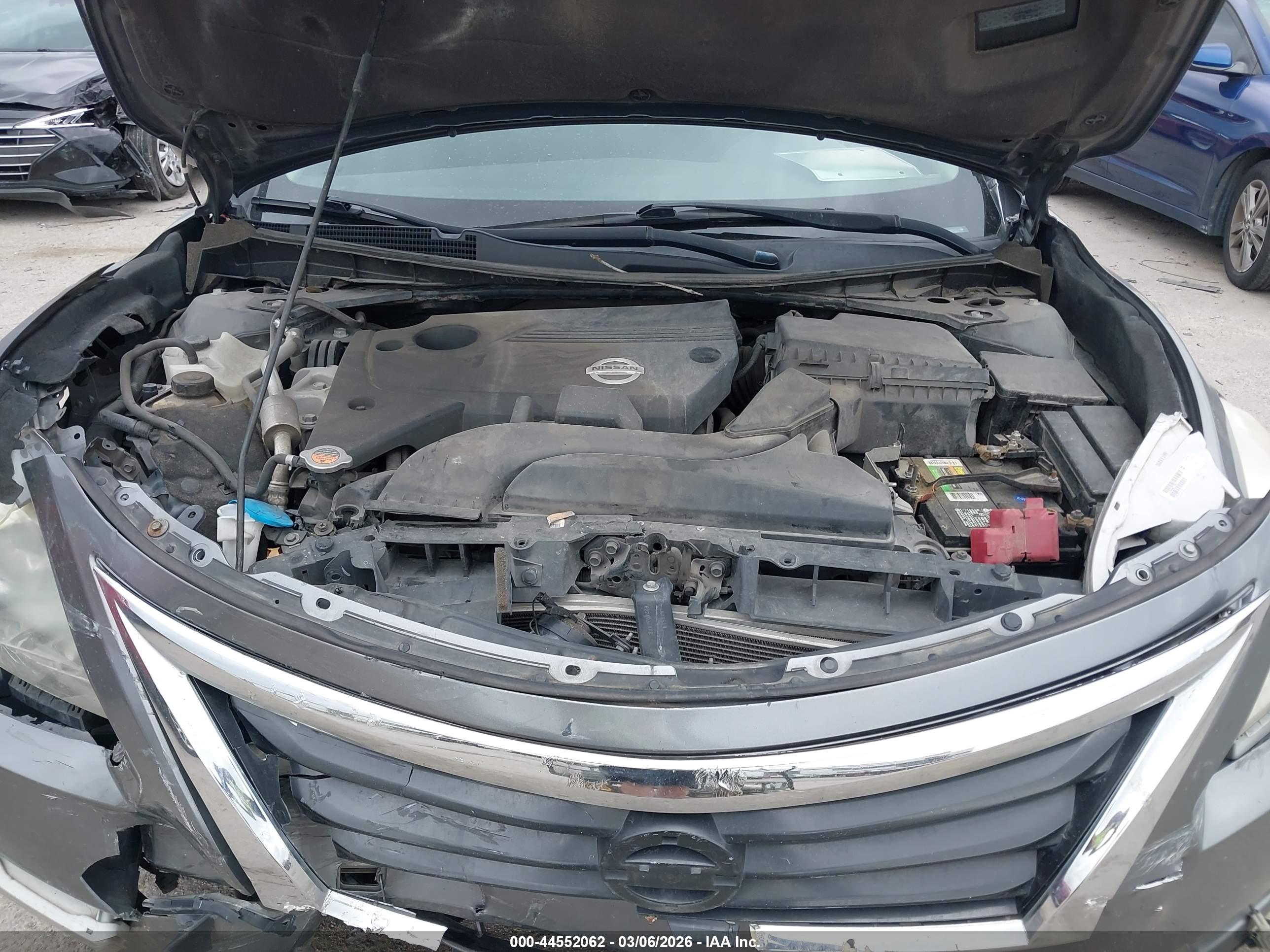 NISSAN ALTIMA image 10