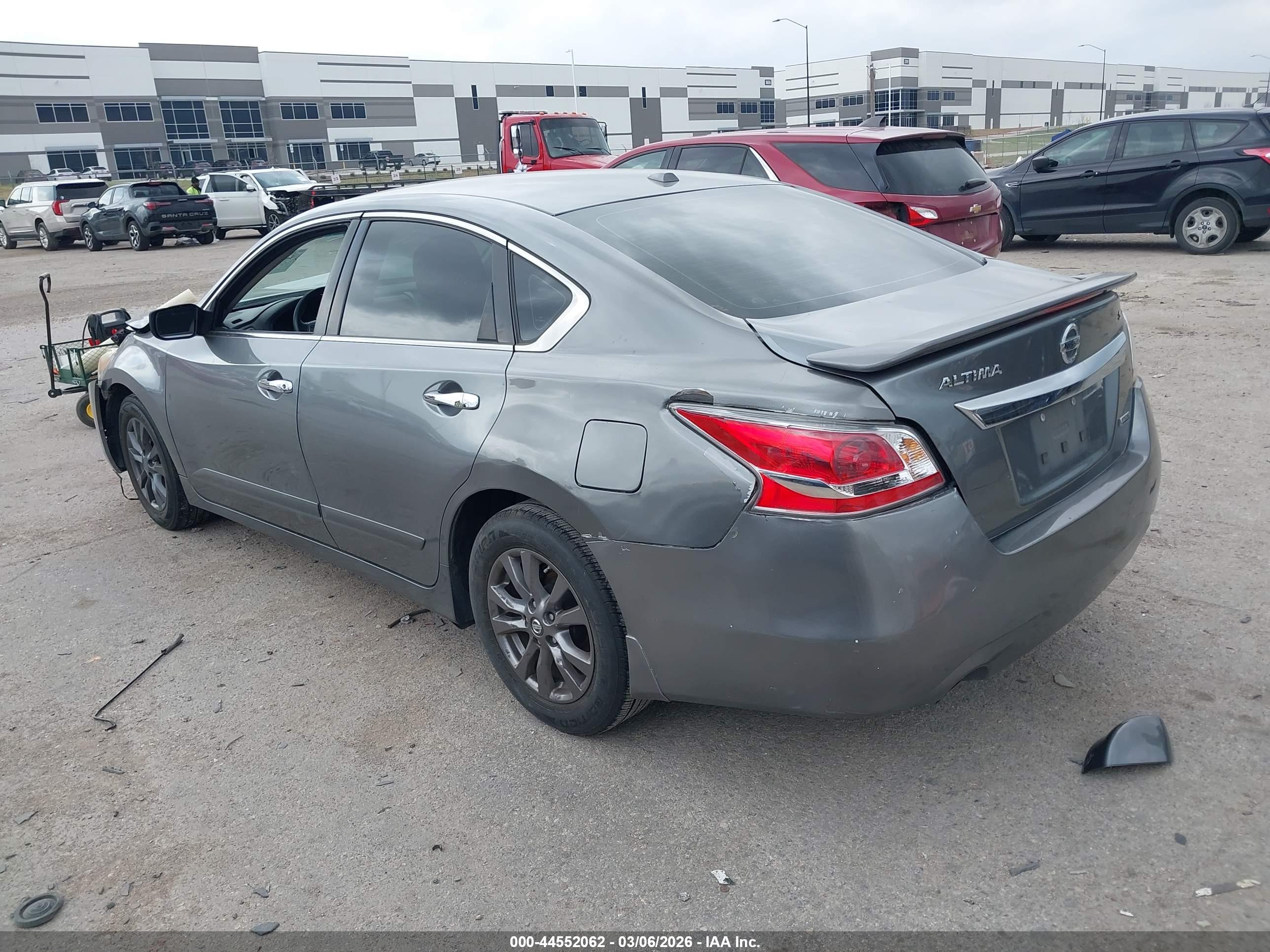 NISSAN ALTIMA image 3