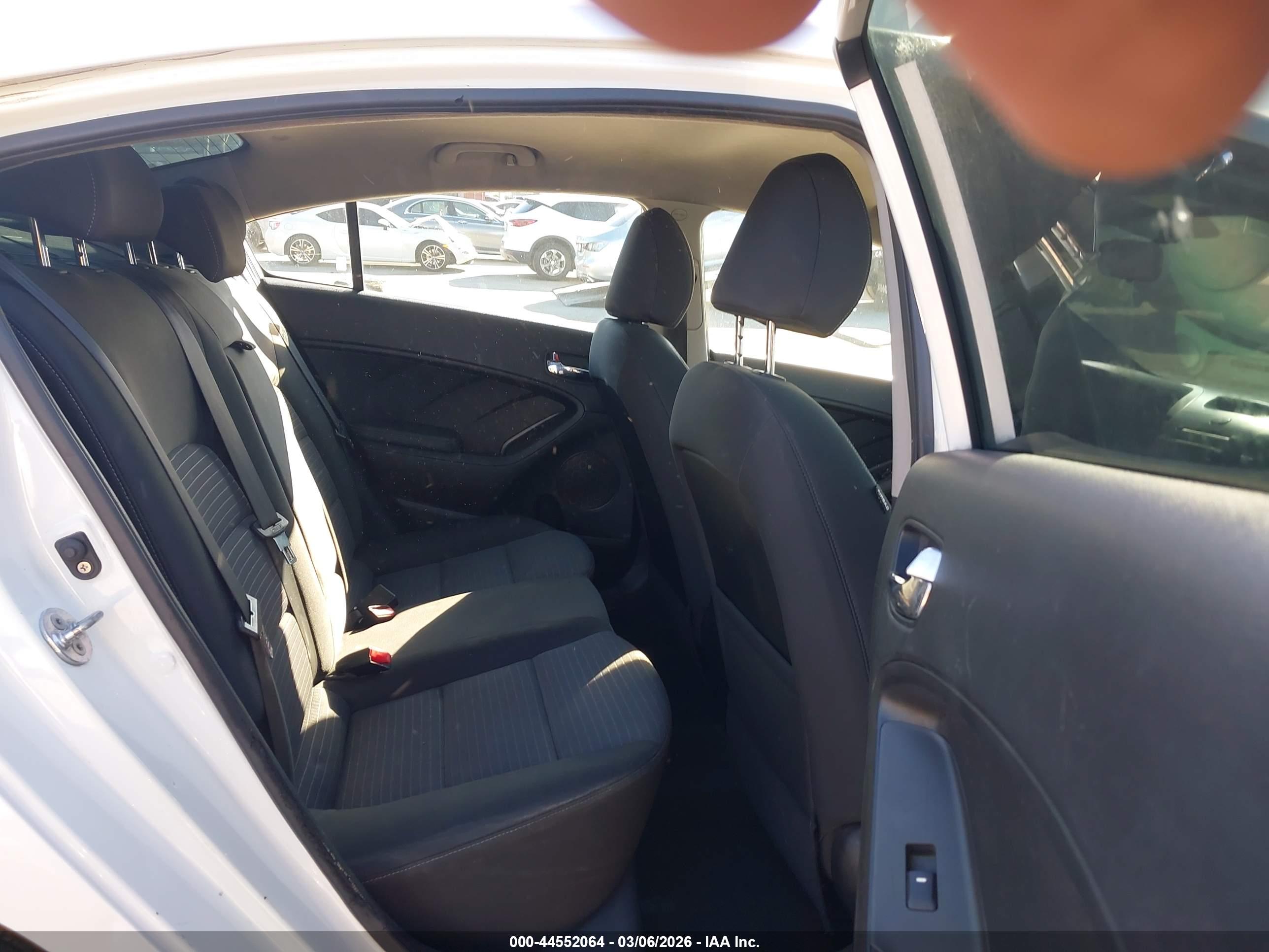 KIA FORTE image 8