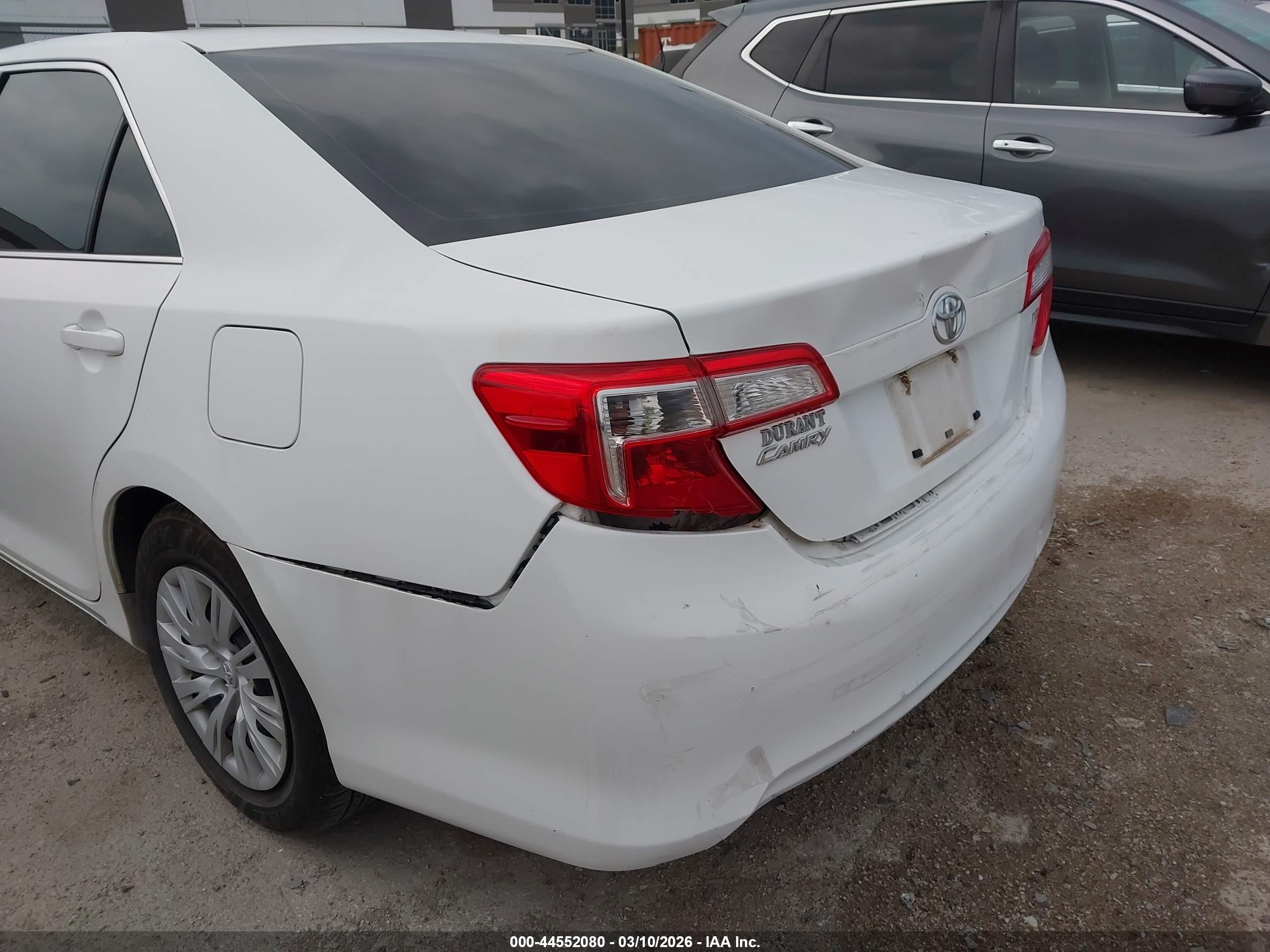 TOYOTA CAMRY image 6
