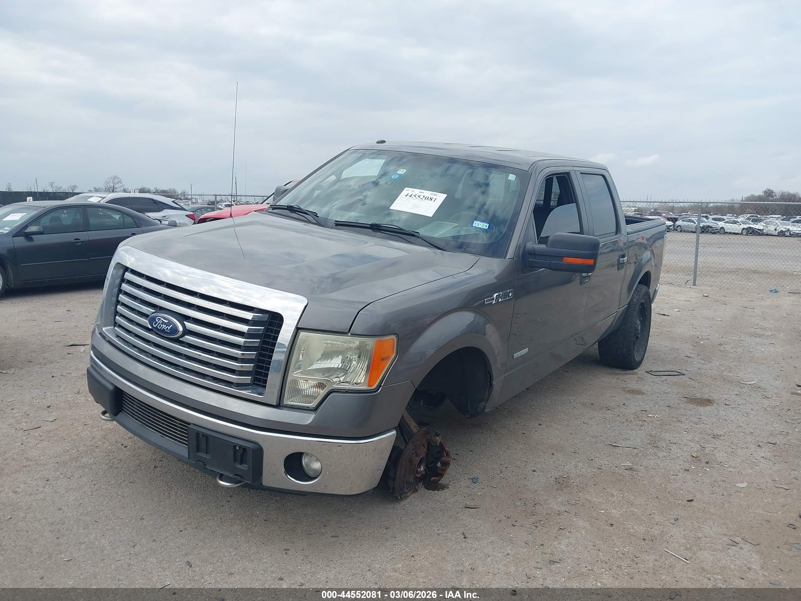 FORD F-150 image 2