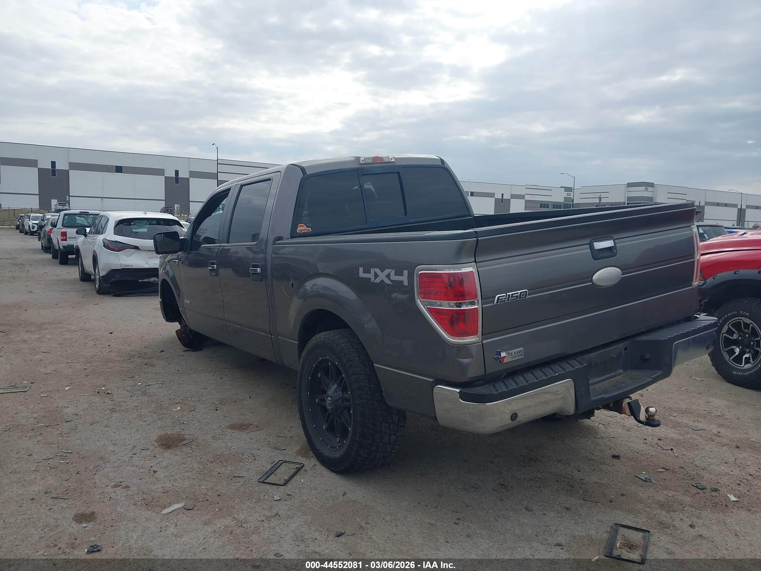 FORD F-150 image 3