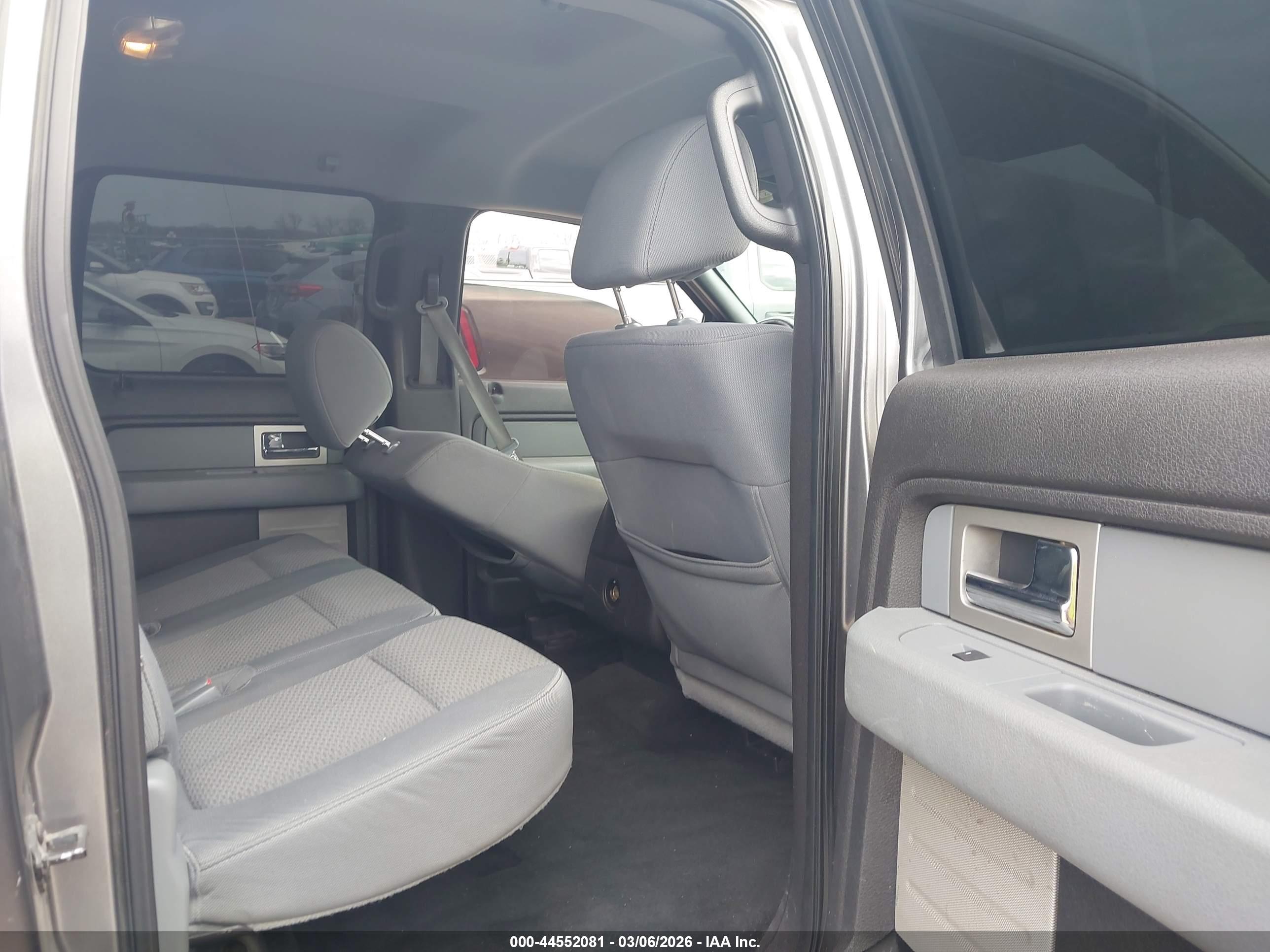 FORD F-150 image 8