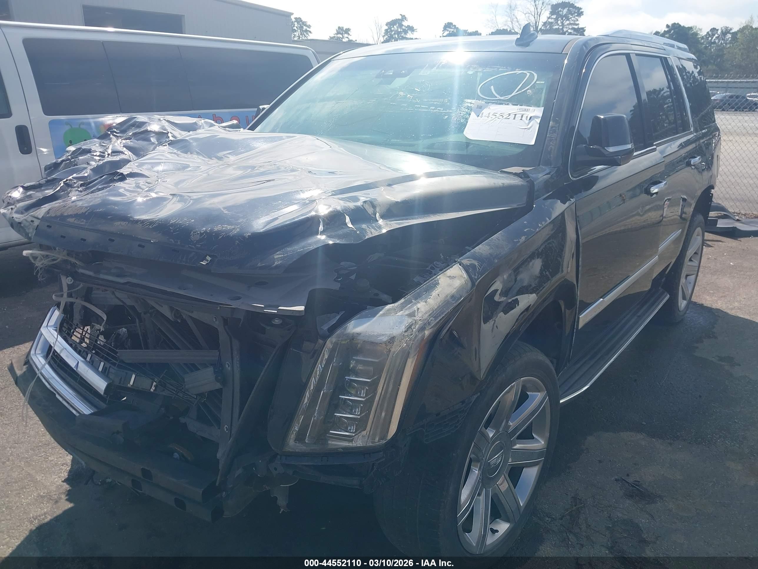CADILLAC ESCALADE image 6