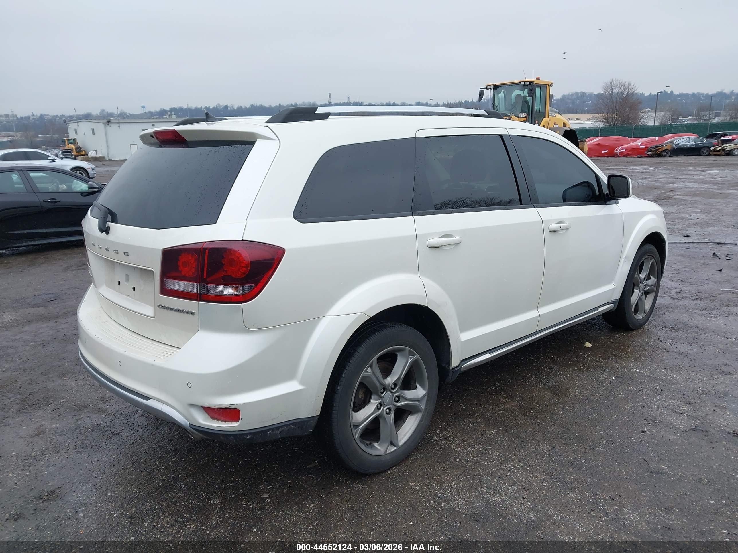 DODGE JOURNEY image 4