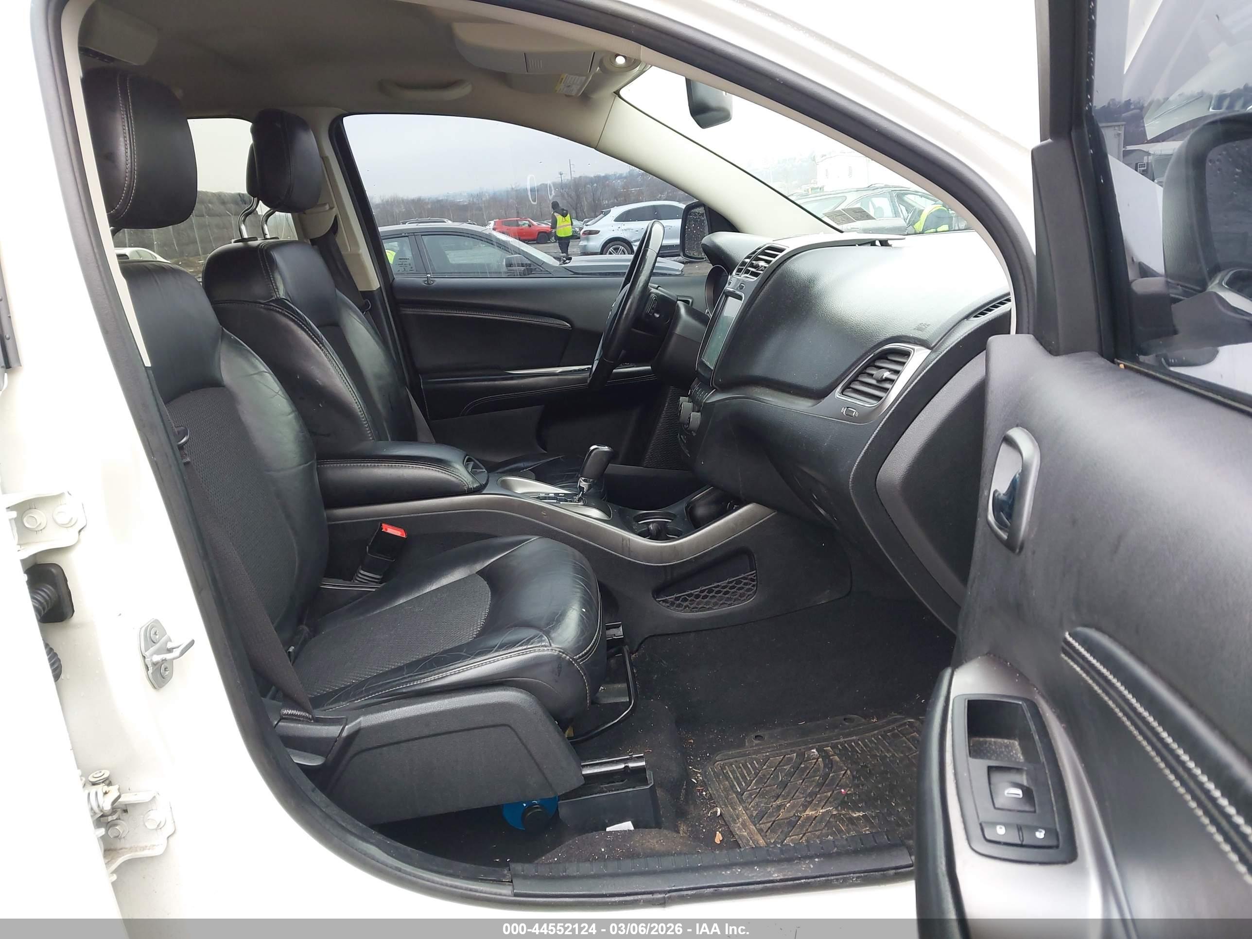 DODGE JOURNEY image 5