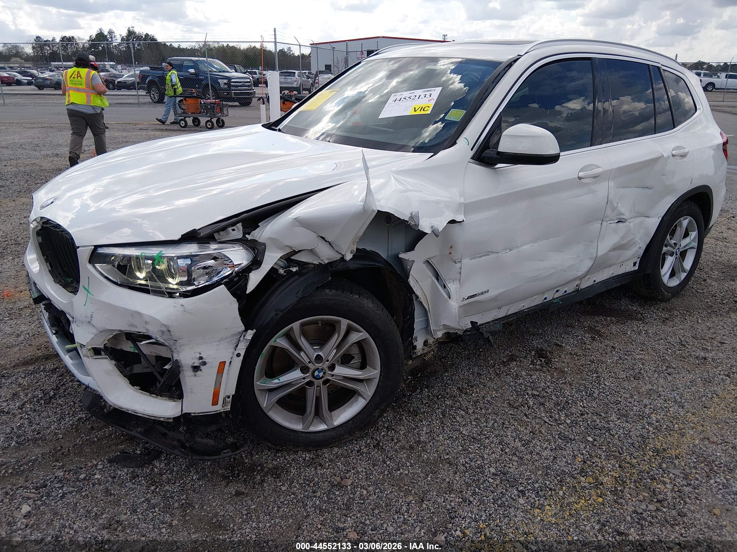 BMW X3 image 6